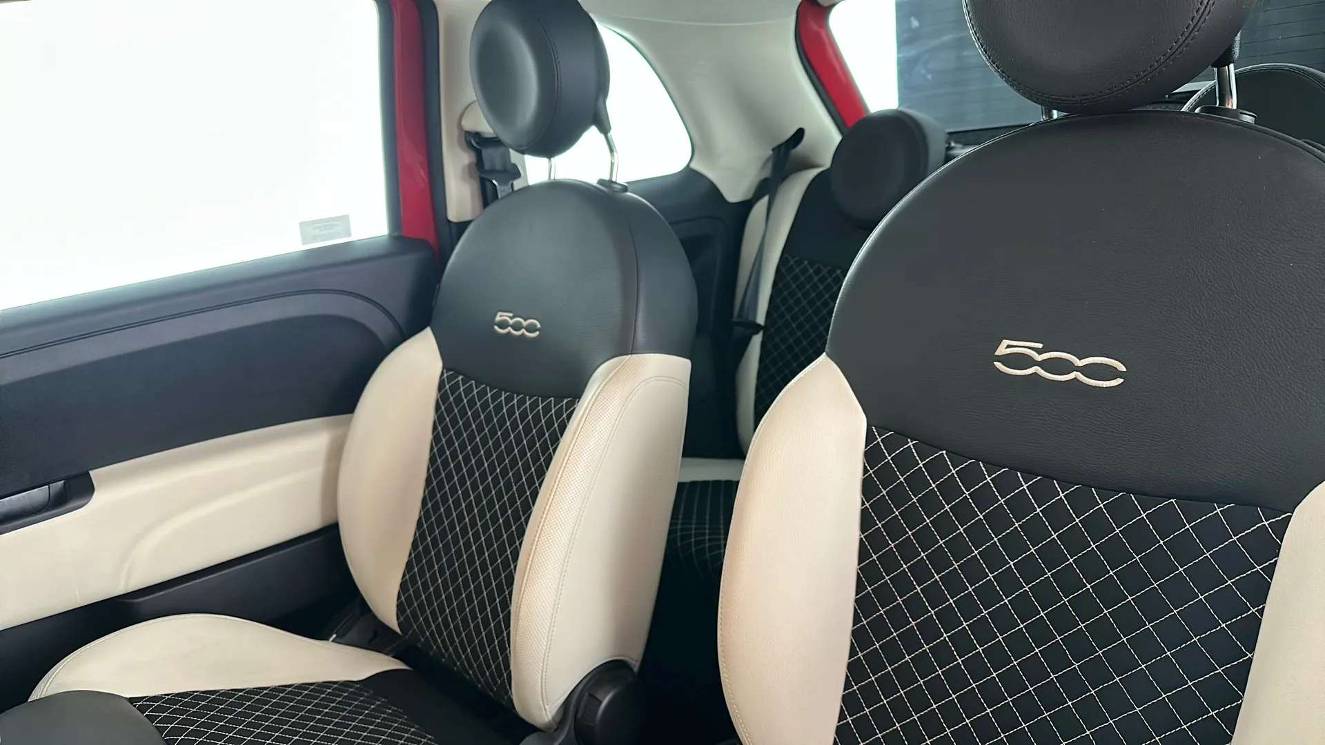 2021 FIAT 500 2021 FIAT 500