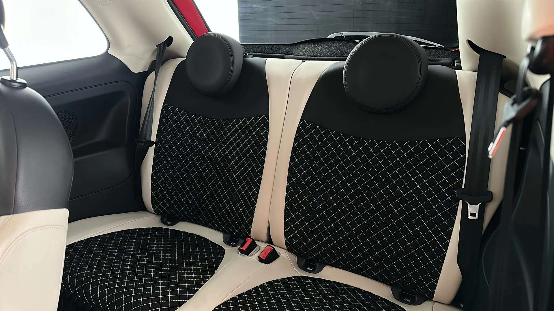 2021 FIAT 500 2021 FIAT 500