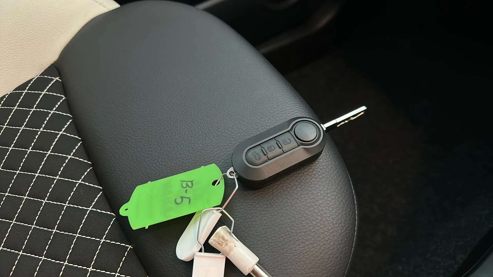 2021 FIAT 500 2021 FIAT 500