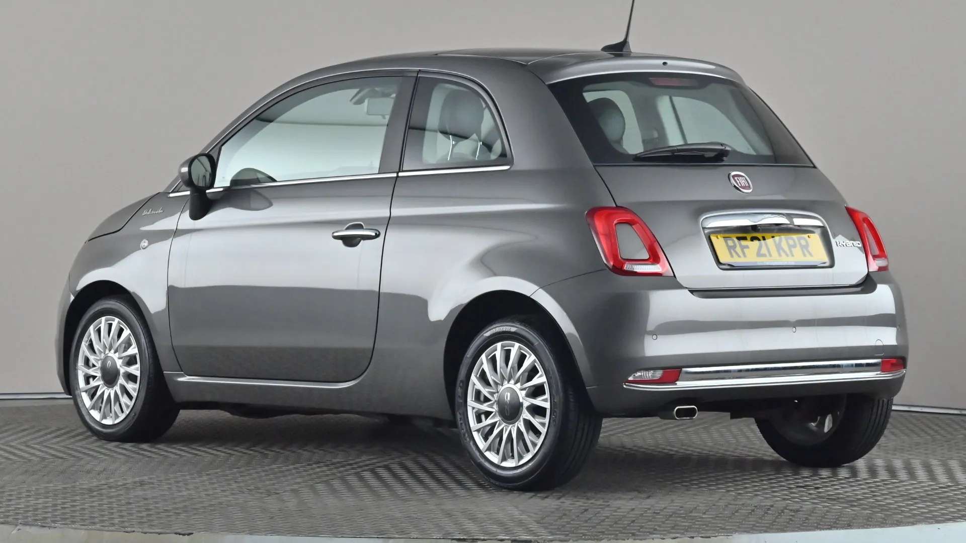 2021 FIAT 500 2021 FIAT 500