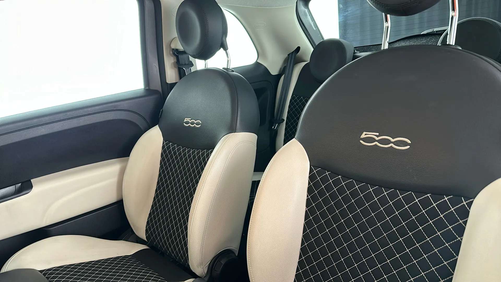 2021 FIAT 500 2021 FIAT 500