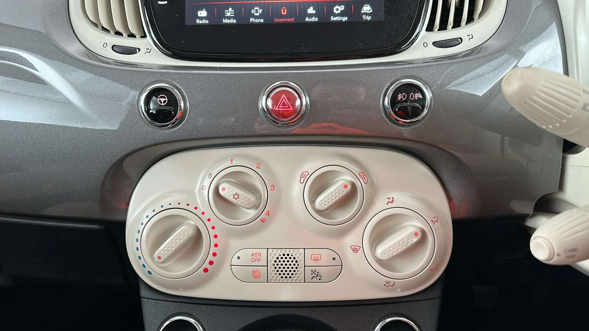 2021 FIAT 500 2021 FIAT 500