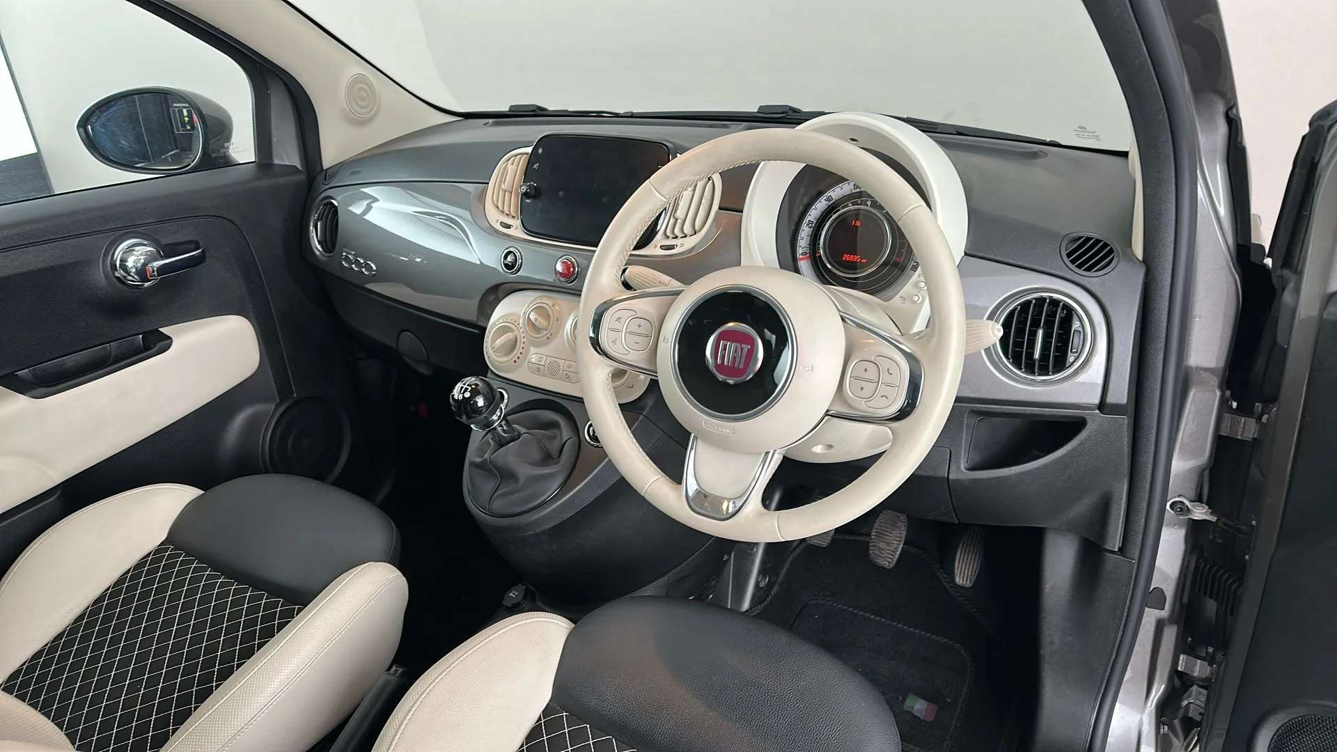 2021 FIAT 500 2021 FIAT 500