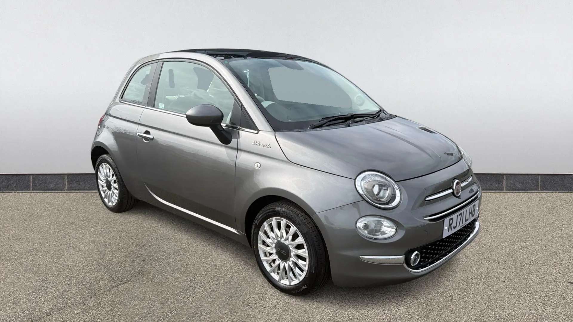 2021 FIAT 500 2021 FIAT 500