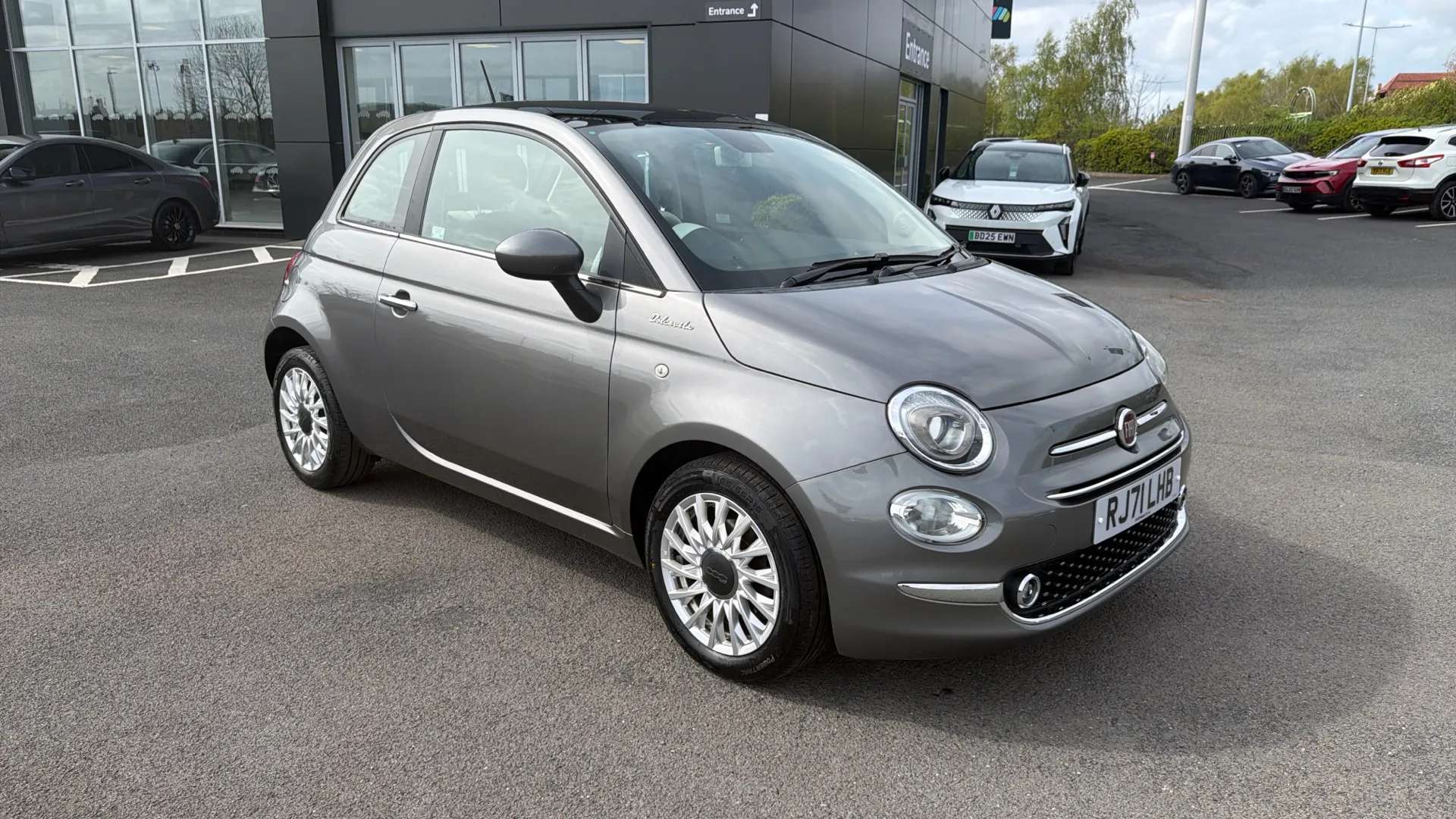2021 FIAT 500 2021 FIAT 500