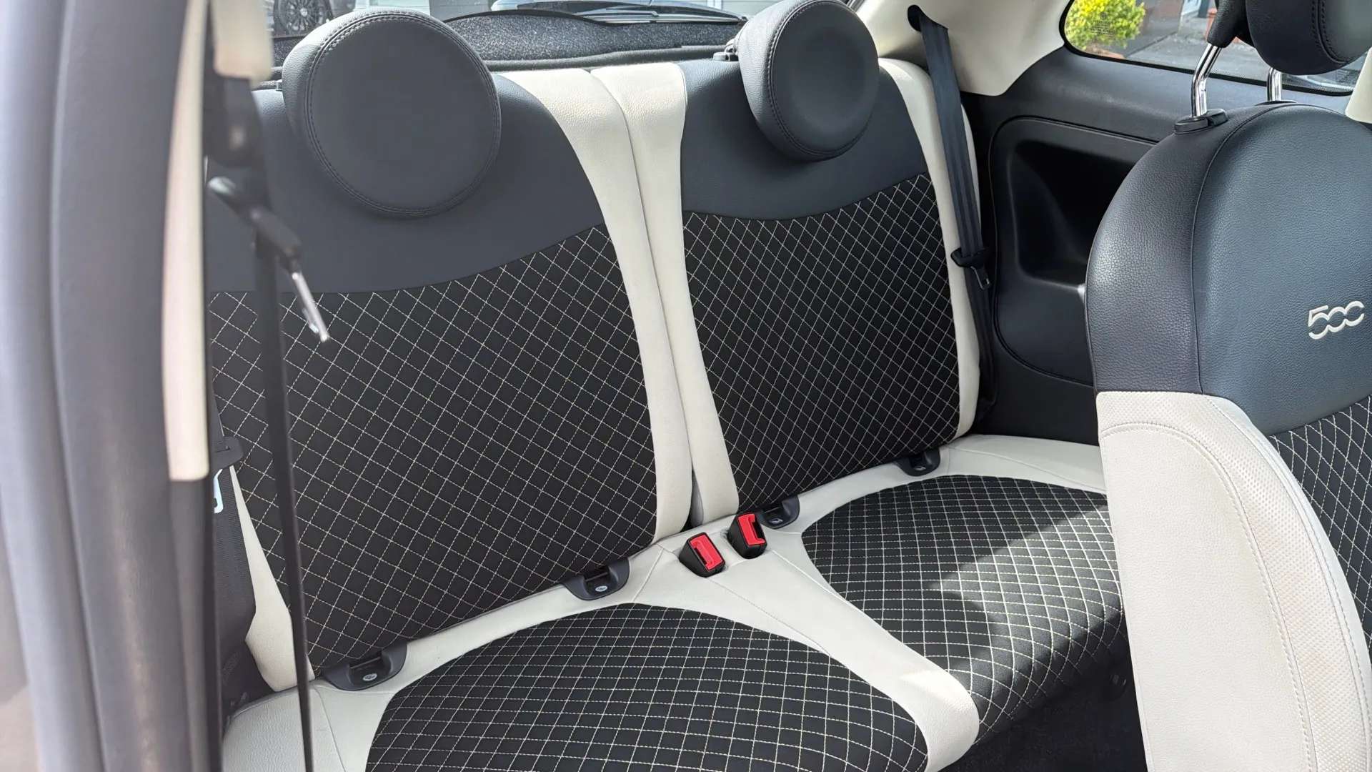 2021 FIAT 500 2021 FIAT 500