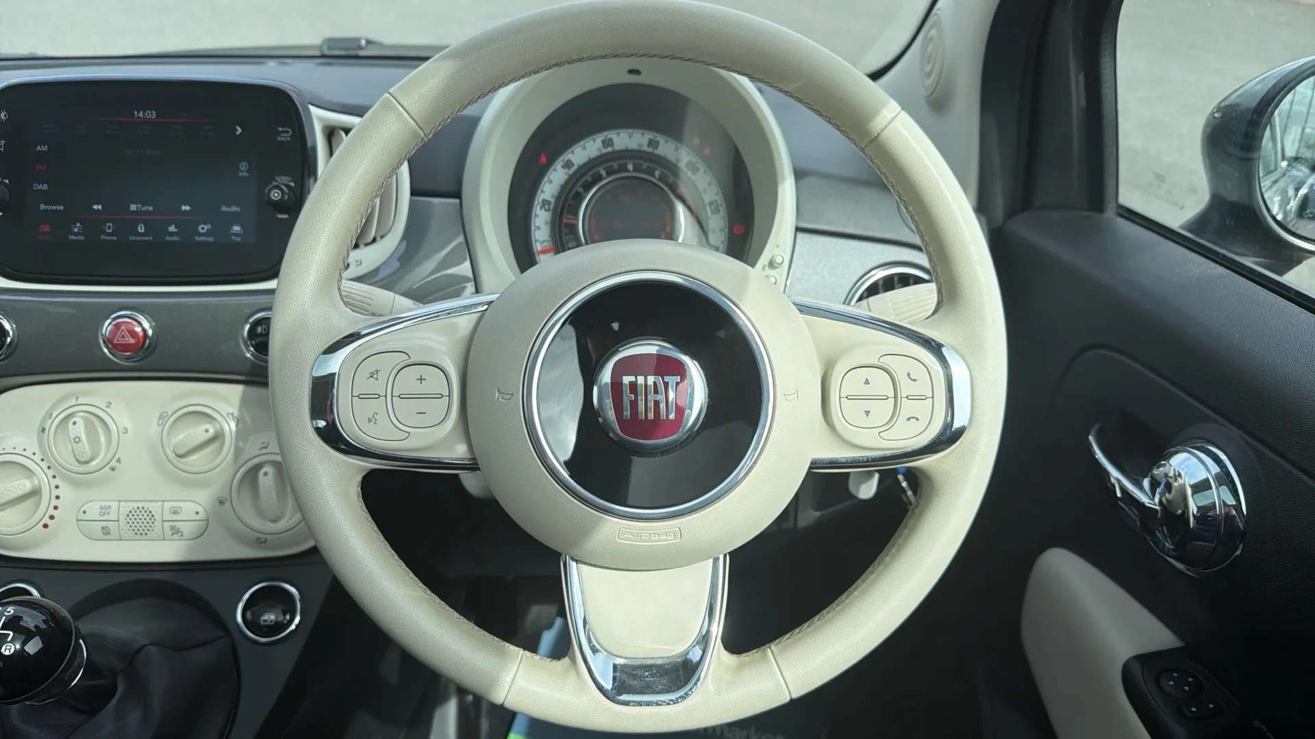 2021 FIAT 500 2021 FIAT 500