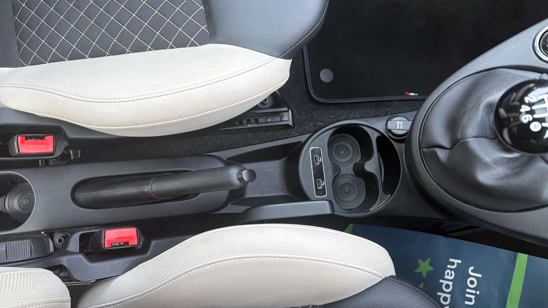 2021 FIAT 500 2021 FIAT 500