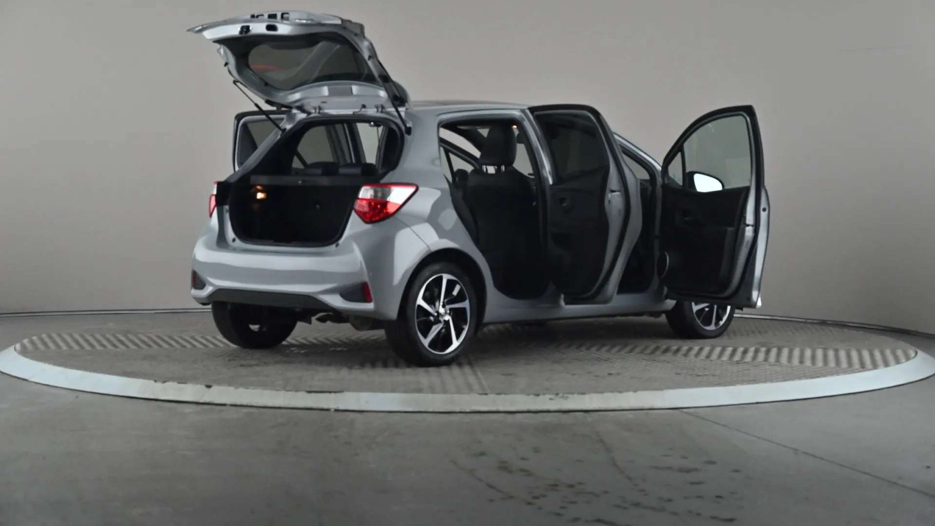 2019 TOYOTA YARIS 2019 TOYOTA YARIS