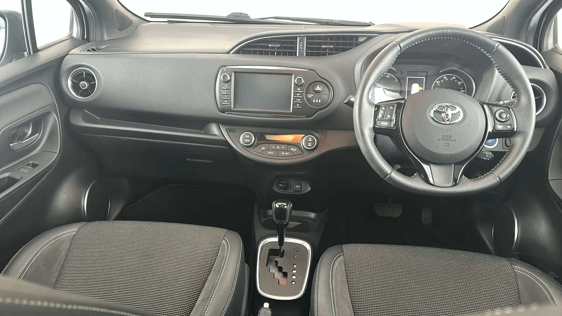 2019 TOYOTA YARIS 2019 TOYOTA YARIS