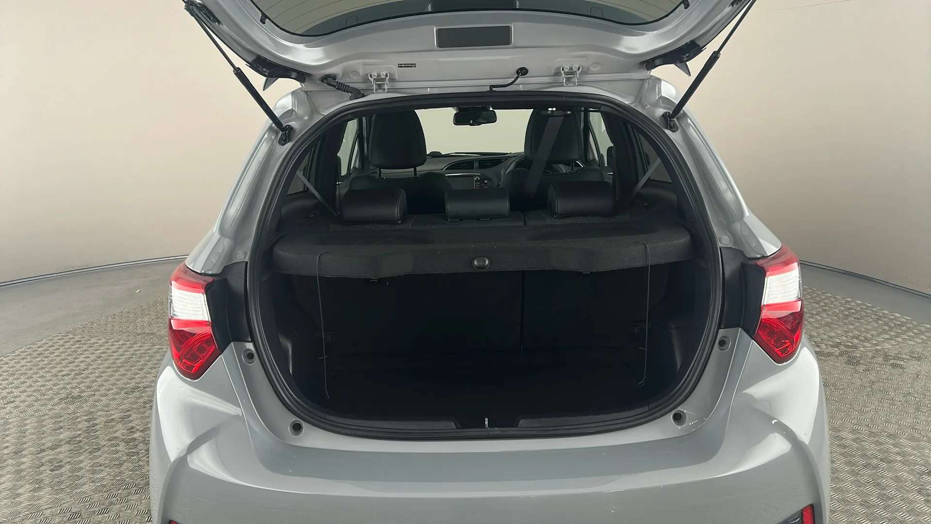 2019 TOYOTA YARIS 2019 TOYOTA YARIS