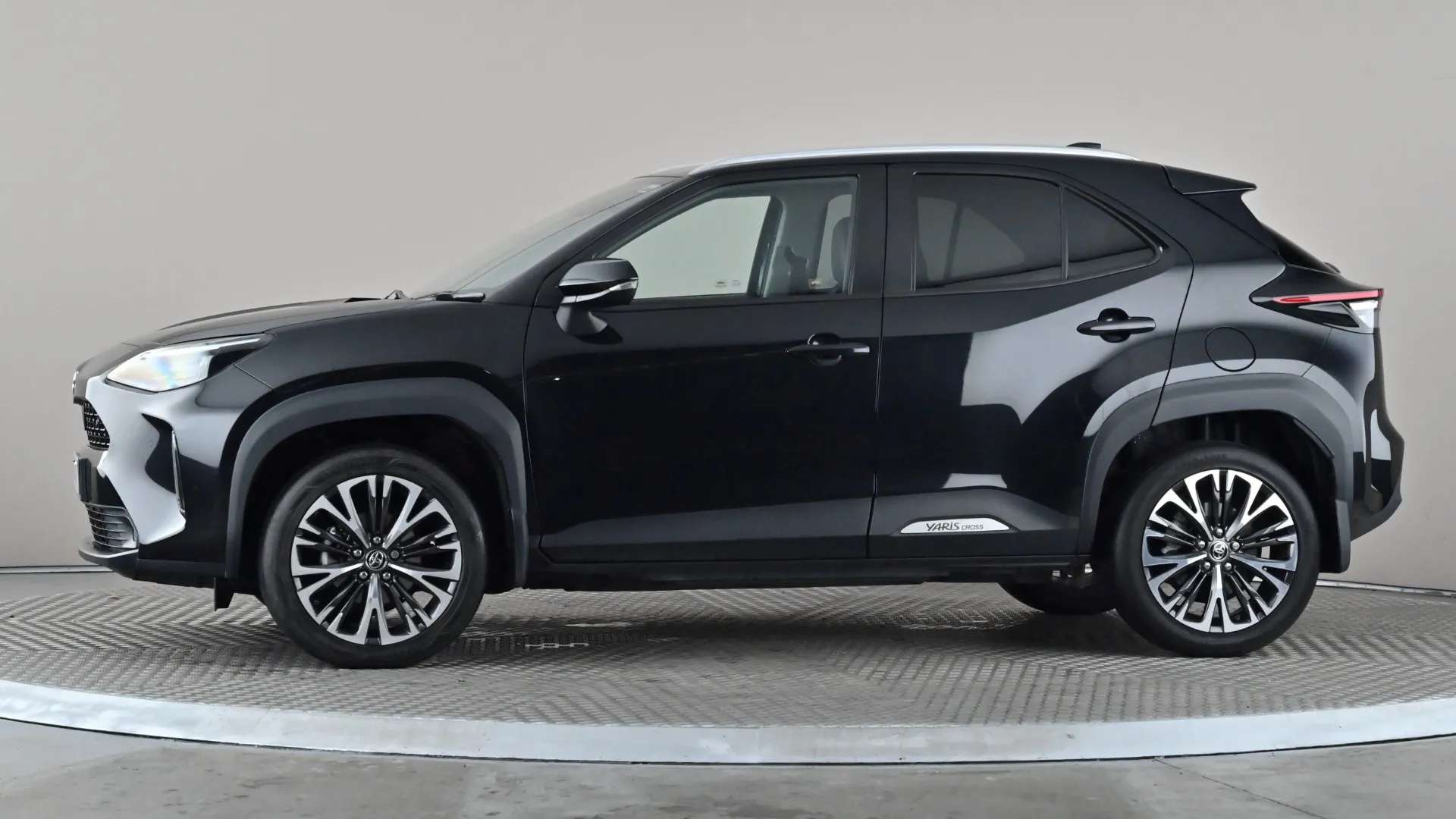 A 2022 TOYOTA YARIS CROSS 1.5 Hybrid Excel CVT A 2022 TOYOTA YARIS CROSS 1.5 Hybrid Excel CVT