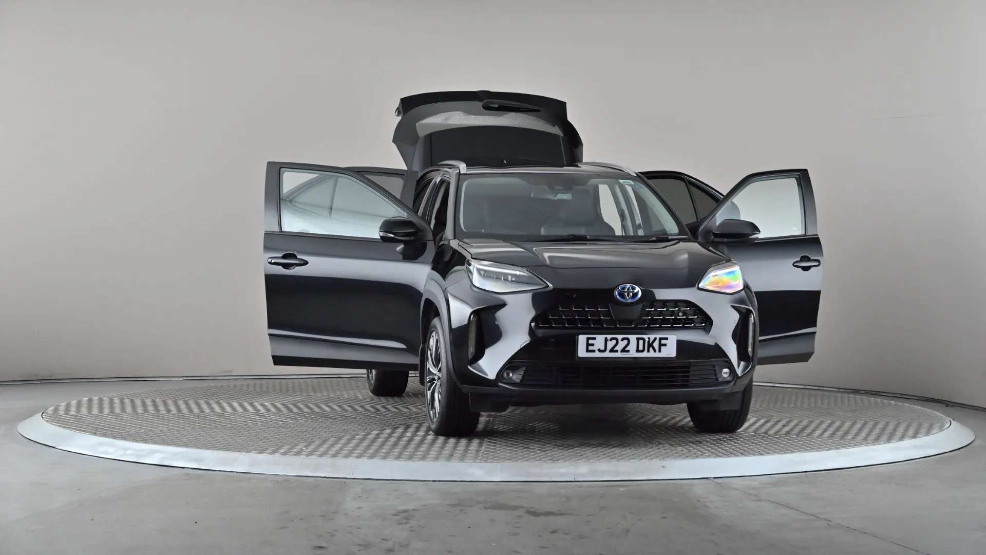 2022 TOYOTA YARIS CROSS 2022 TOYOTA YARIS CROSS