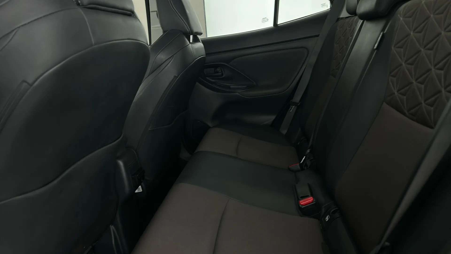 2022 TOYOTA YARIS CROSS 2022 TOYOTA YARIS CROSS