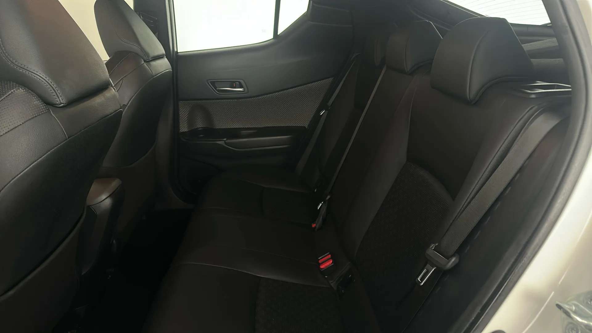 2020 TOYOTA C-HR 2020 TOYOTA C-HR