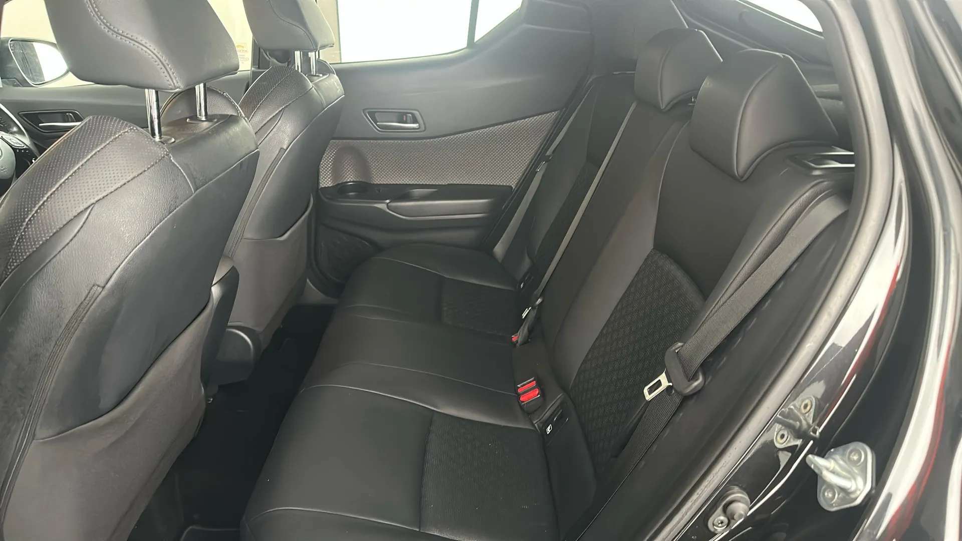 2020 TOYOTA C-HR 2020 TOYOTA C-HR