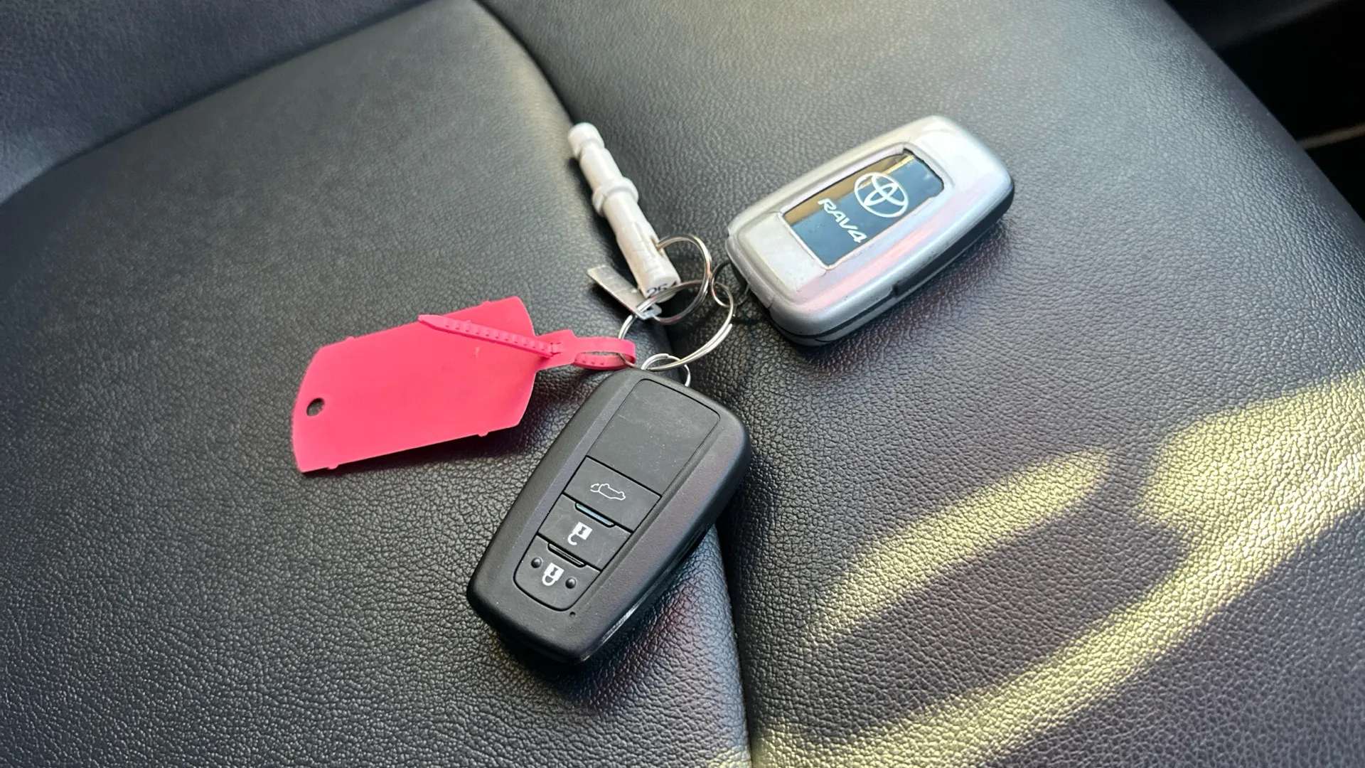 2021 TOYOTA RAV4 2021 TOYOTA RAV4