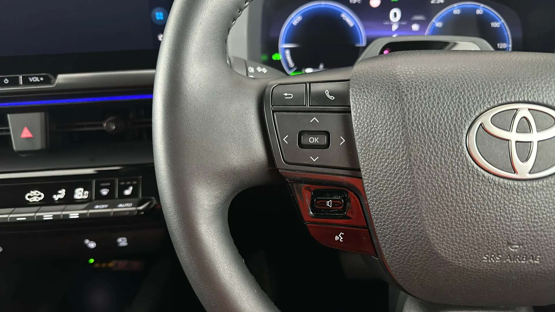 2024 TOYOTA C-HR 2024 TOYOTA C-HR