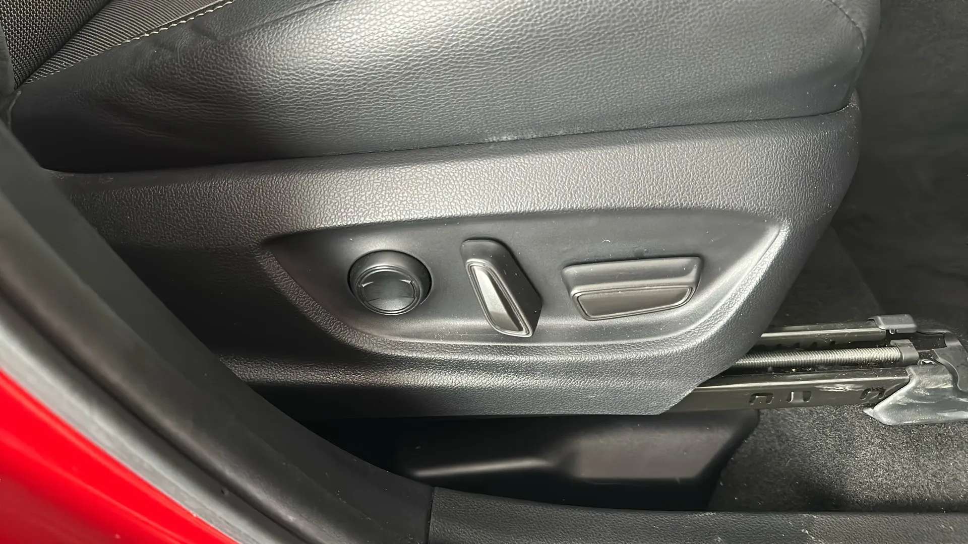 2024 TOYOTA C-HR 2024 TOYOTA C-HR