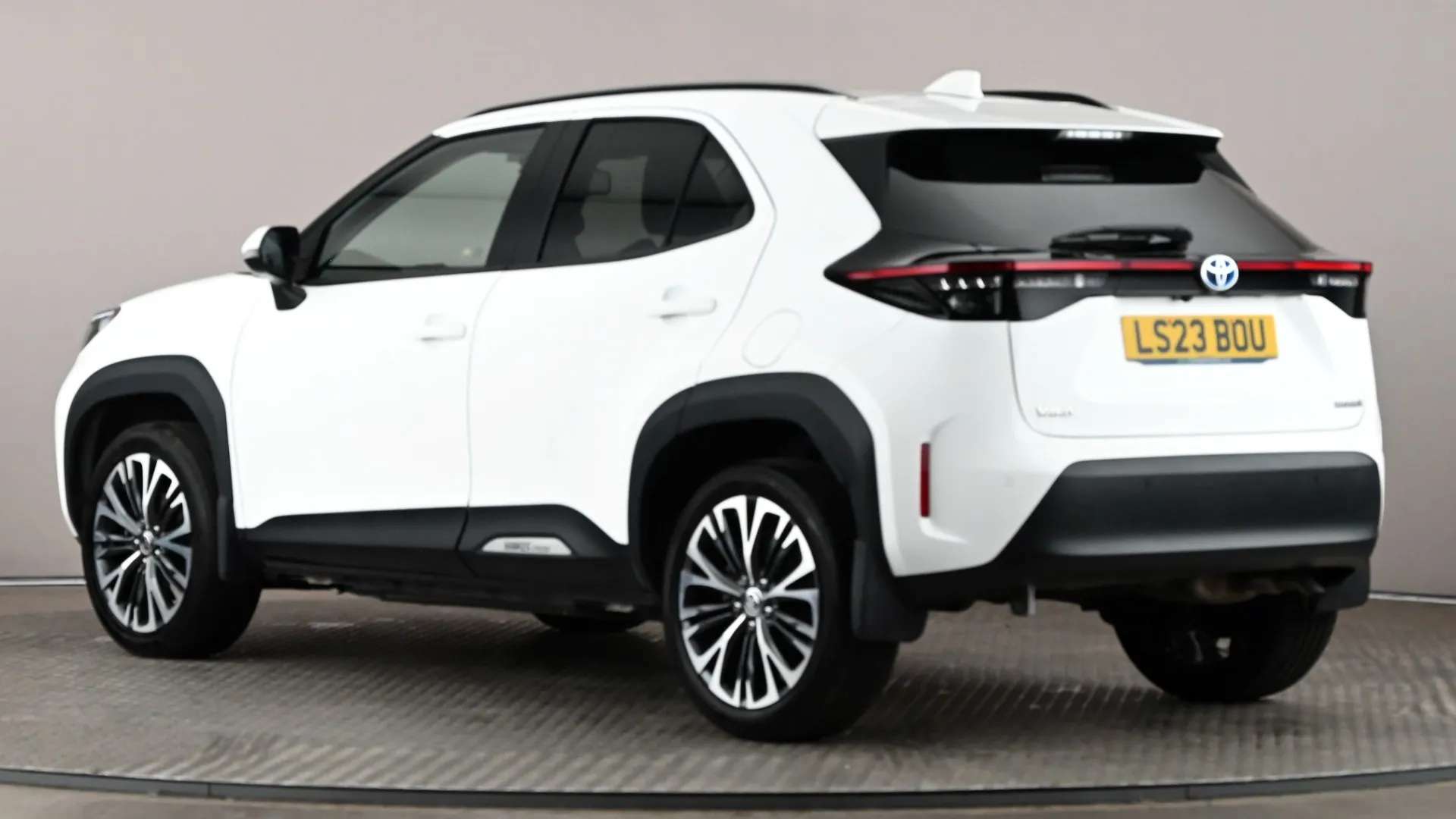 A 2023 TOYOTA YARIS CROSS 1.5 Hybrid Excel CVT A 2023 TOYOTA YARIS CROSS 1.5 Hybrid Excel CVT