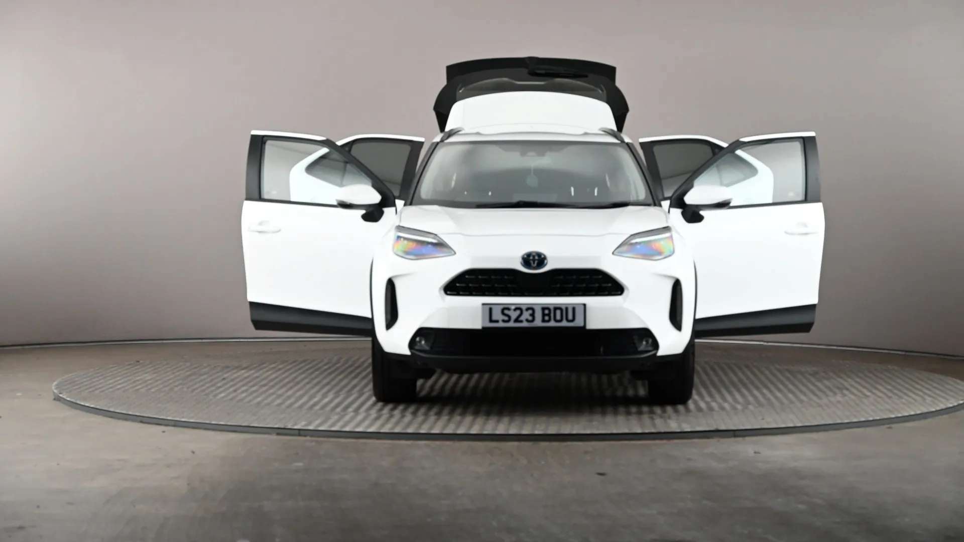 2023 TOYOTA YARIS CROSS 2023 TOYOTA YARIS CROSS