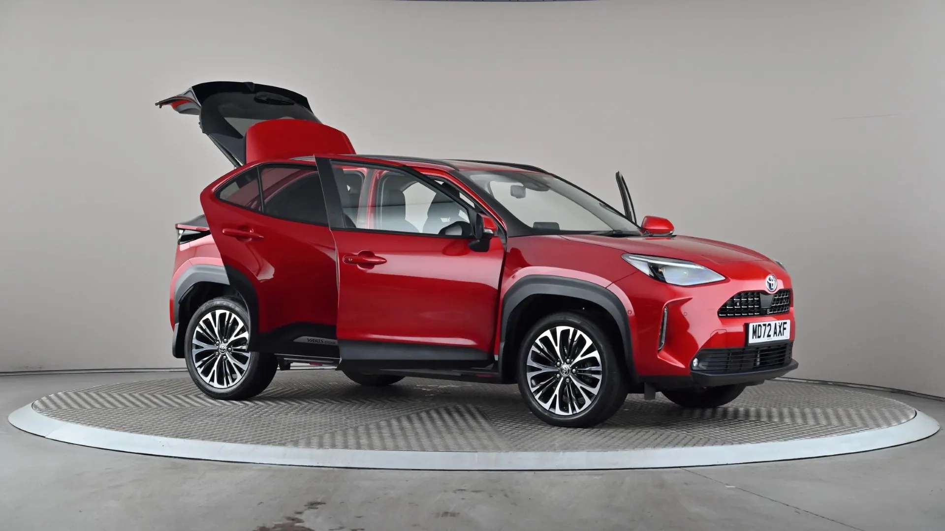 2023 TOYOTA YARIS CROSS 2023 TOYOTA YARIS CROSS