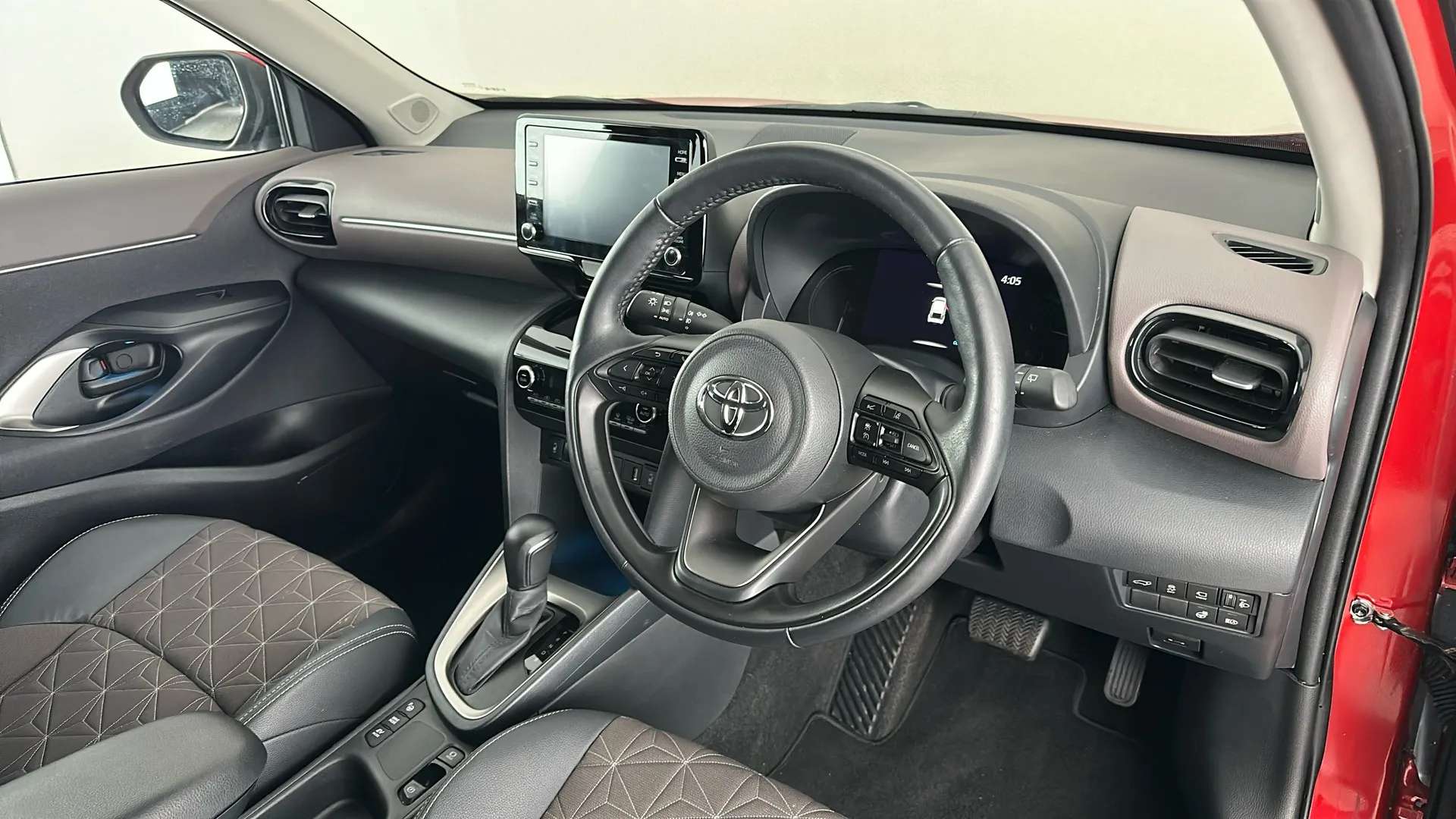 2023 TOYOTA YARIS CROSS 2023 TOYOTA YARIS CROSS