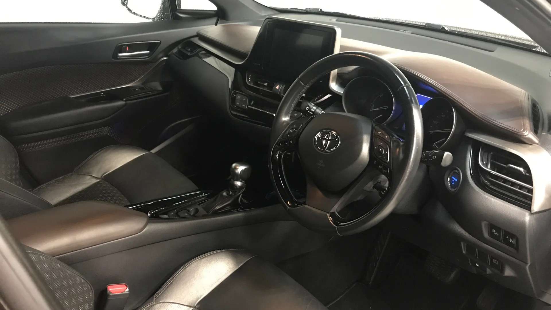 2018 TOYOTA C-HR 2018 TOYOTA C-HR