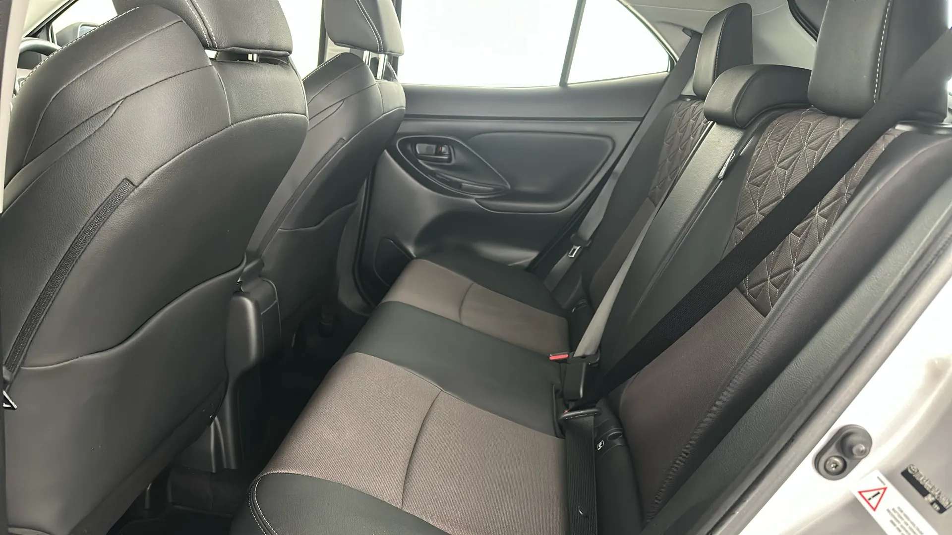 2024 TOYOTA YARIS CROSS 2024 TOYOTA YARIS CROSS