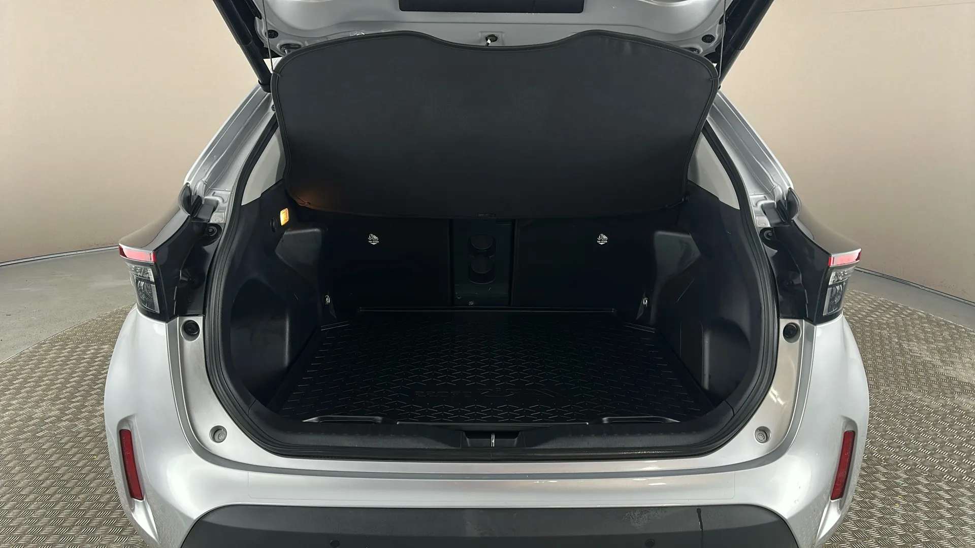 2024 TOYOTA YARIS CROSS 2024 TOYOTA YARIS CROSS