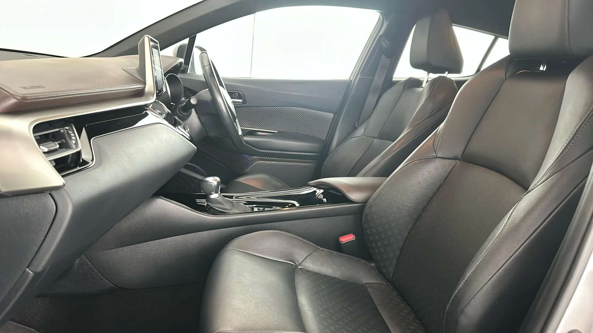 2019 TOYOTA C-HR 2019 TOYOTA C-HR