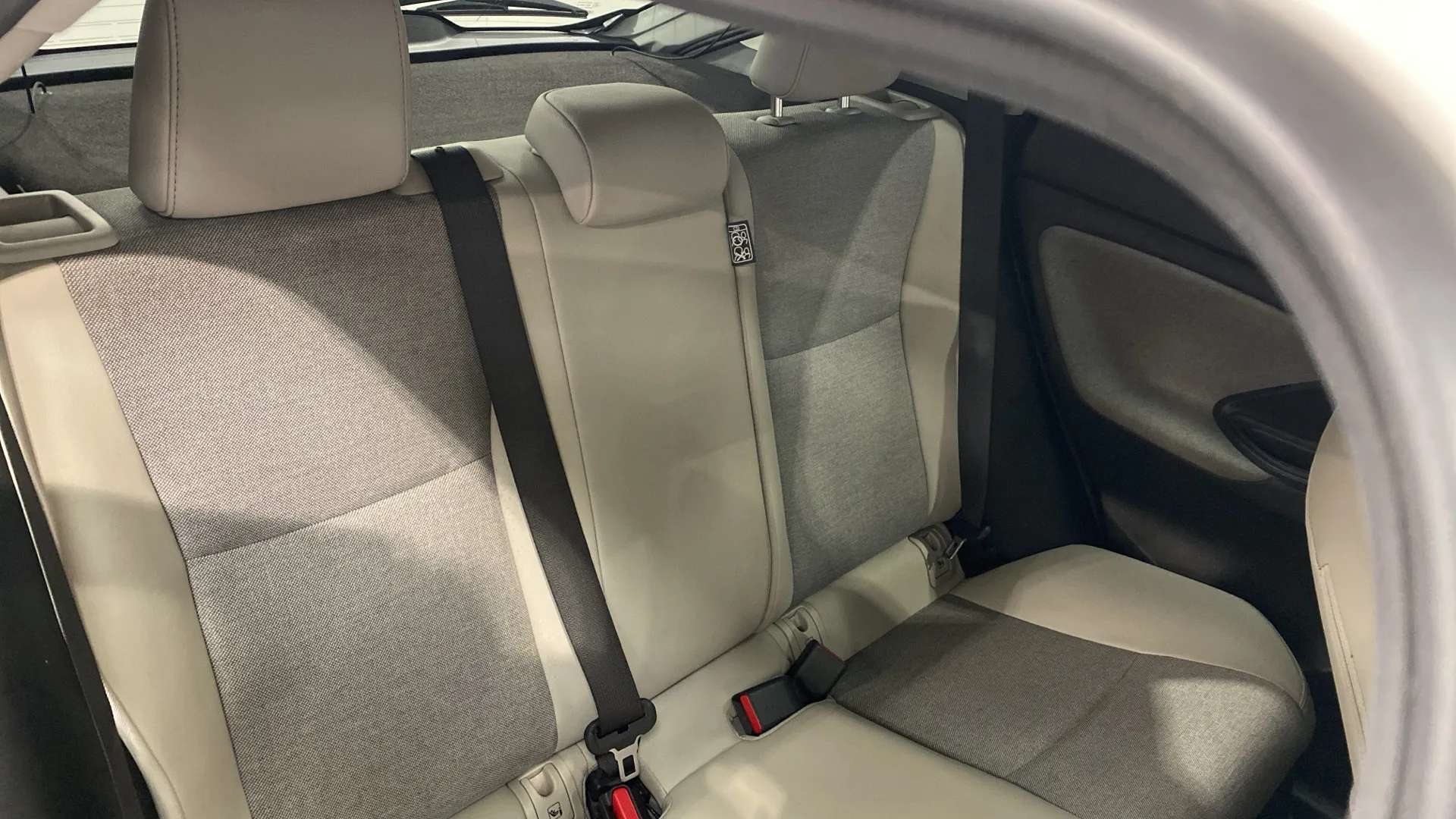 A 2022 TOYOTA YARIS 1.5 Hybrid Excel CVT A 2022 TOYOTA YARIS 1.5 Hybrid Excel CVT