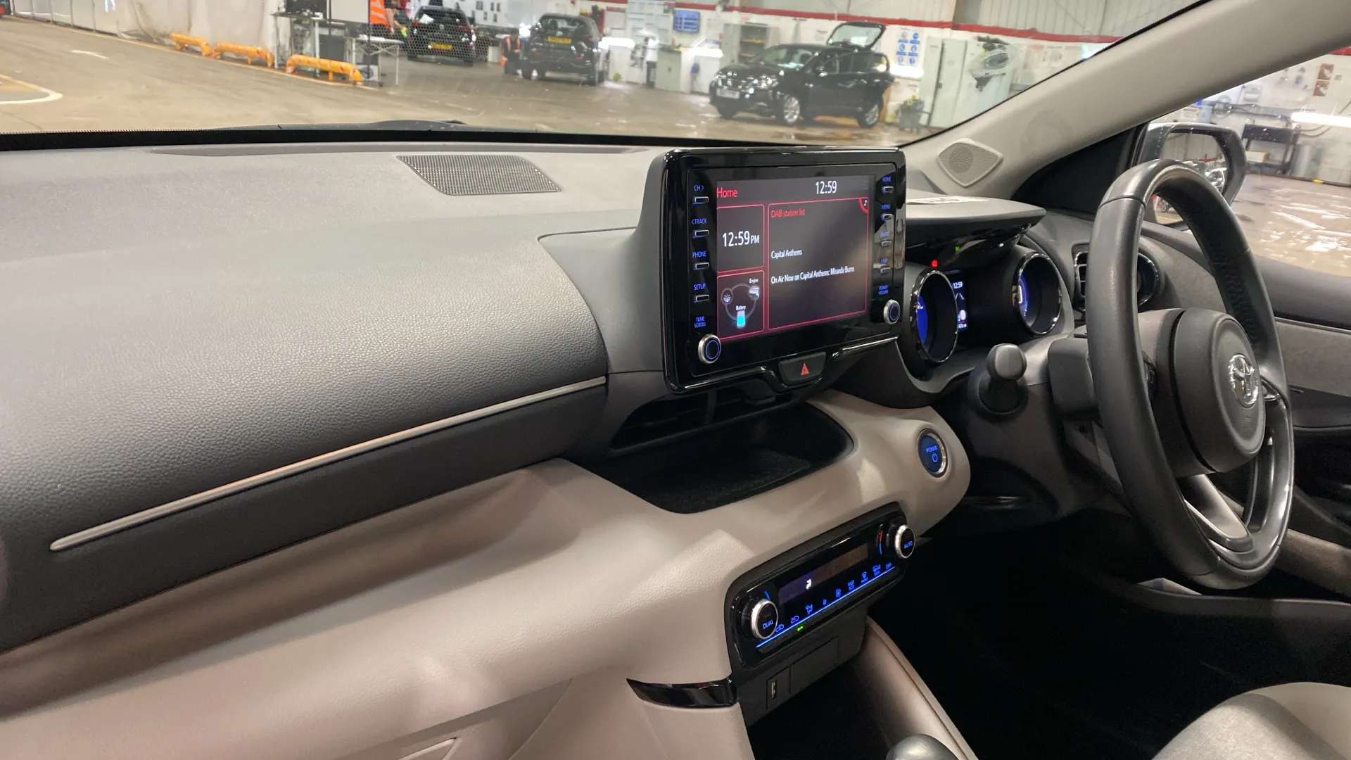 2022 TOYOTA YARIS 2022 TOYOTA YARIS