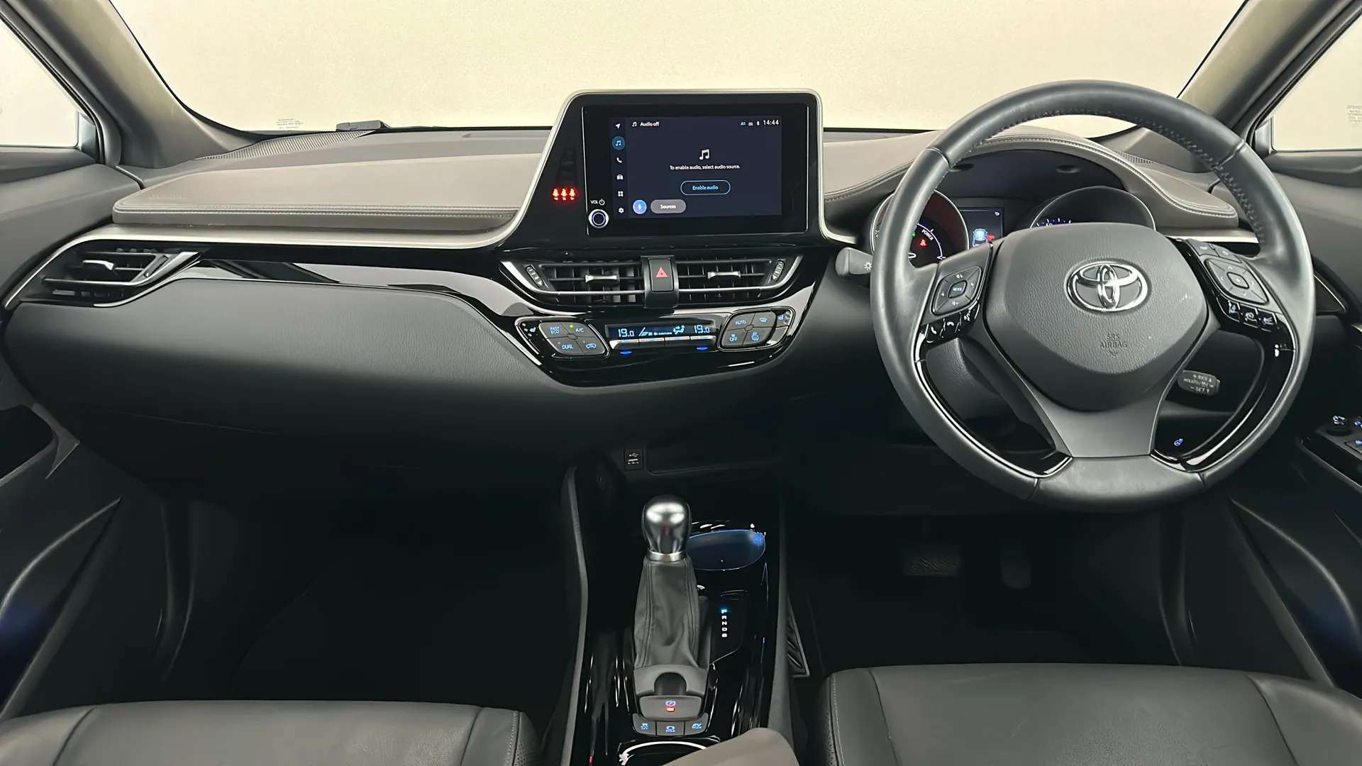 2023 TOYOTA C-HR 2023 TOYOTA C-HR