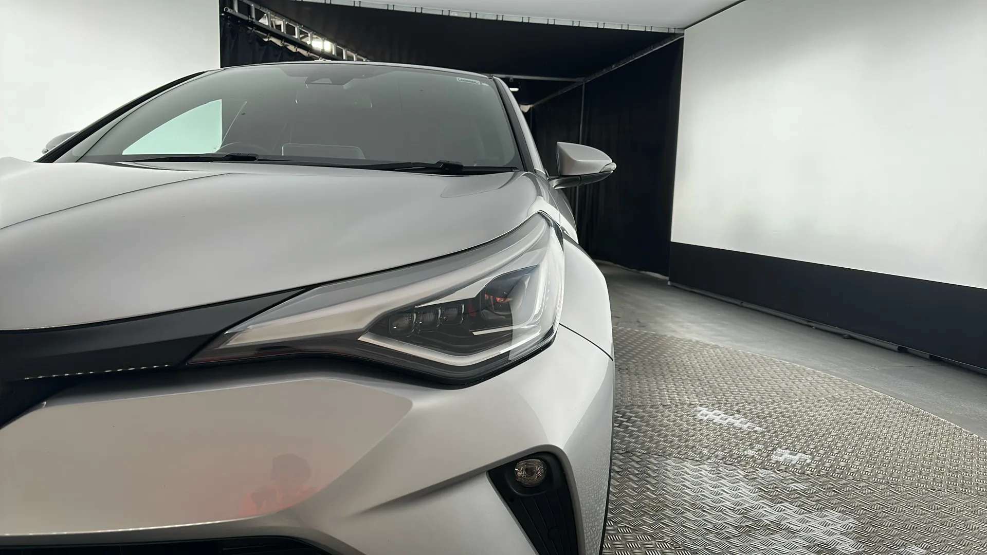 2023 TOYOTA C-HR 2023 TOYOTA C-HR