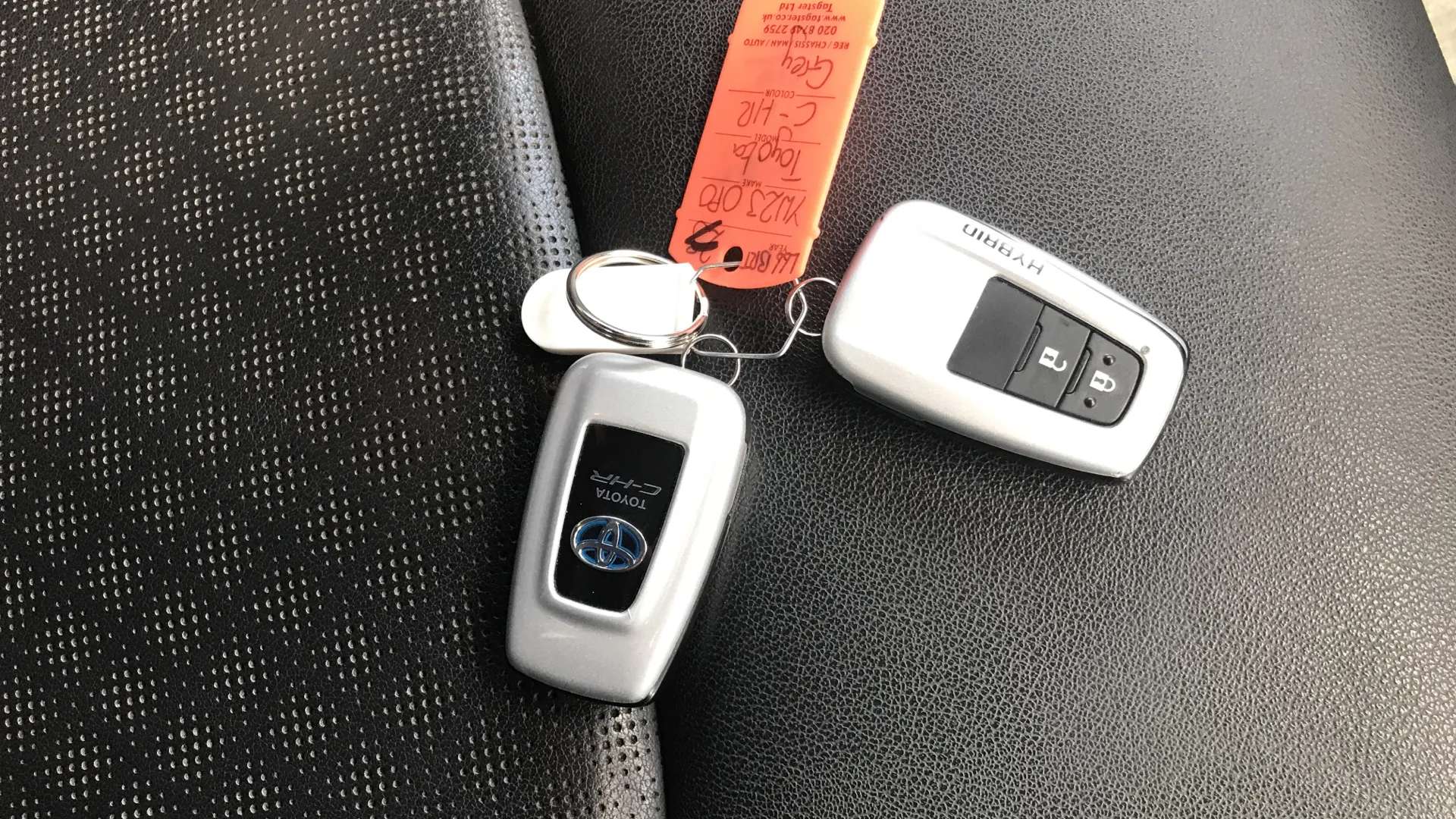 2023 TOYOTA C-HR 2023 TOYOTA C-HR