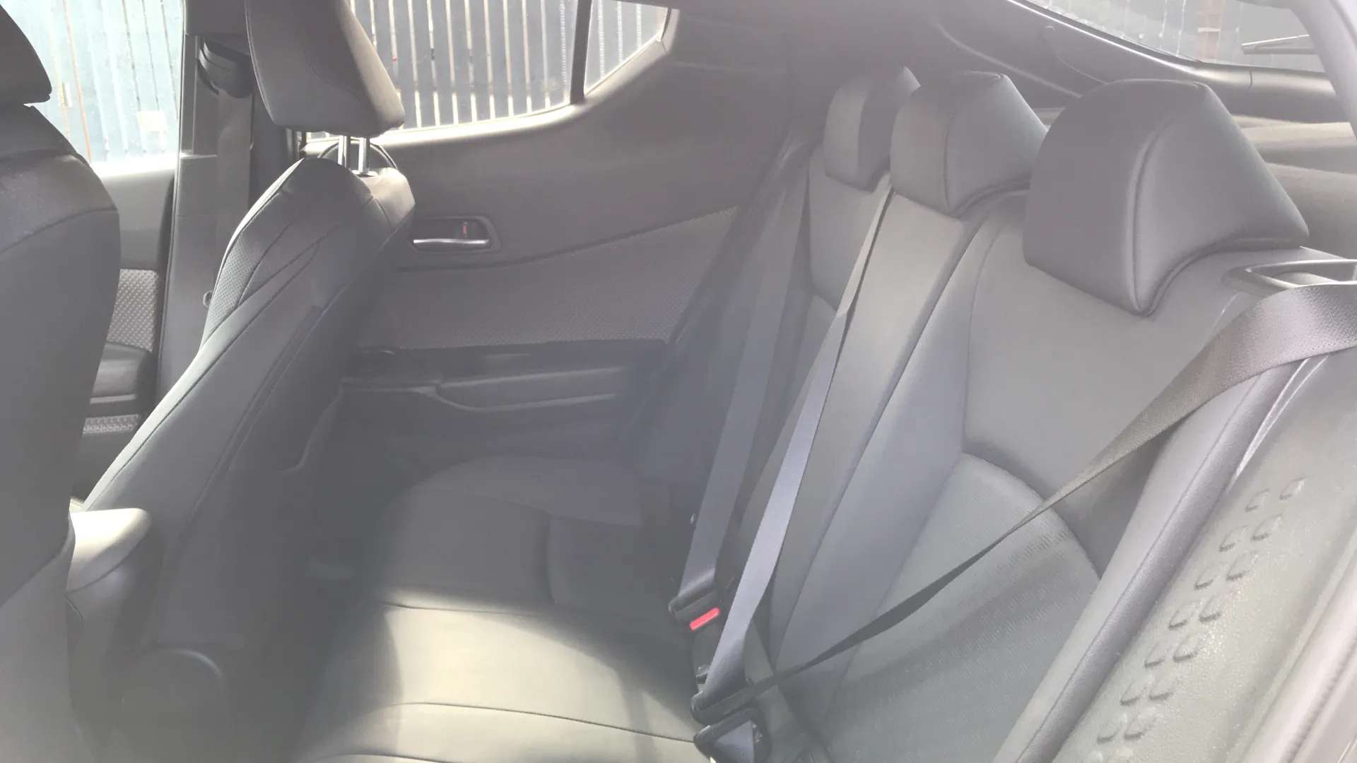 2023 TOYOTA C-HR 2023 TOYOTA C-HR