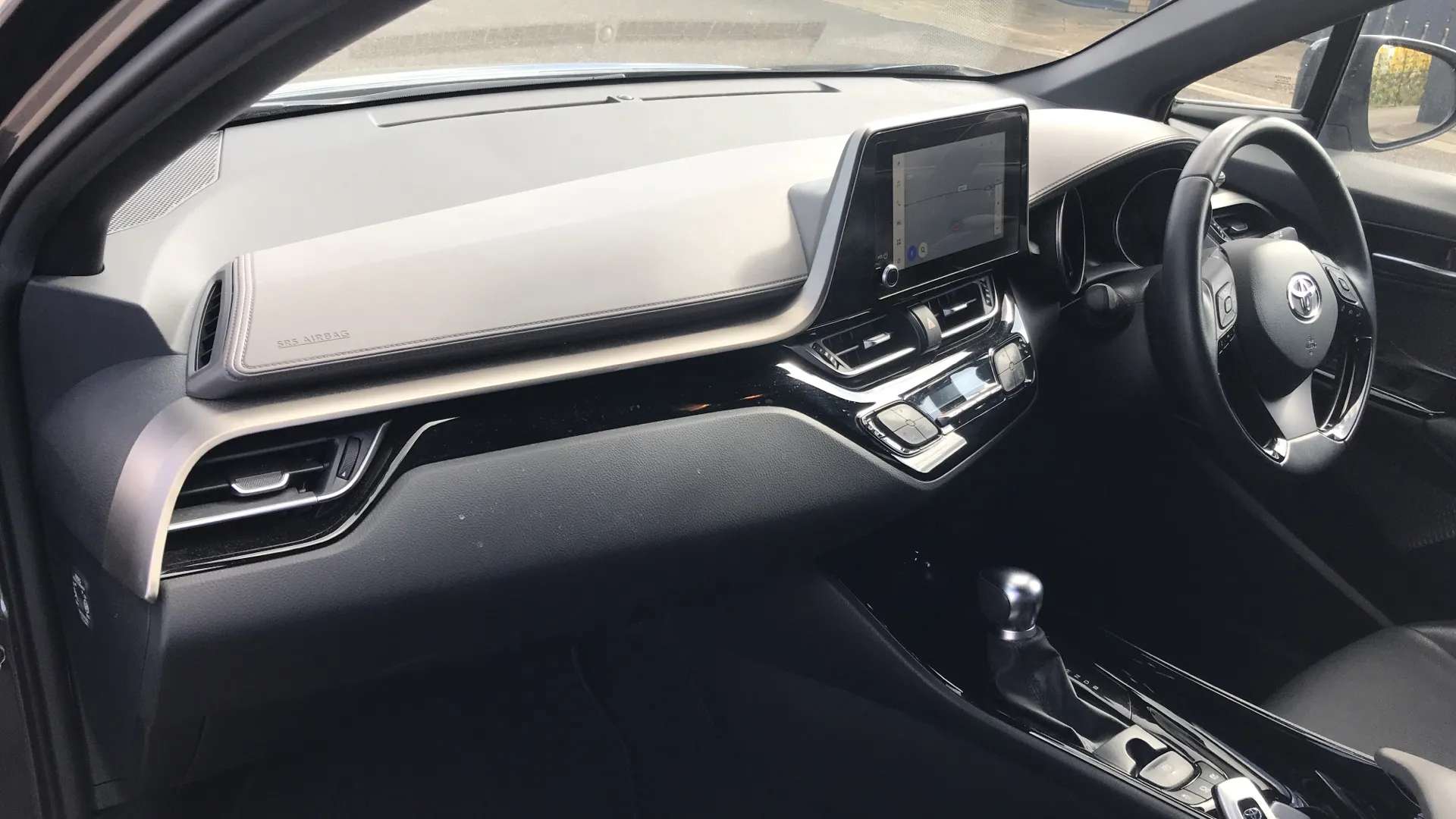 2023 TOYOTA C-HR 2023 TOYOTA C-HR