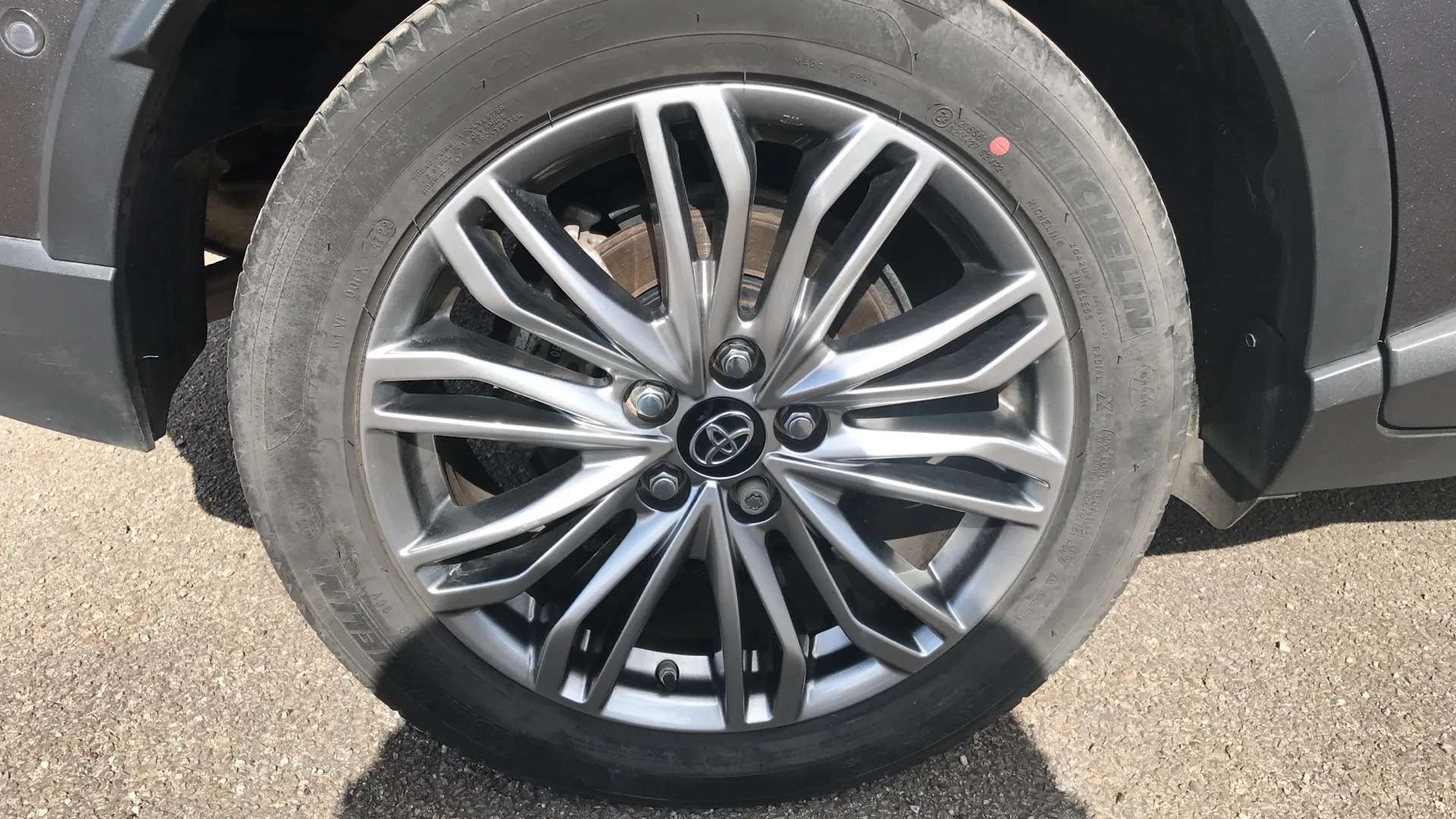 2023 TOYOTA C-HR 2023 TOYOTA C-HR