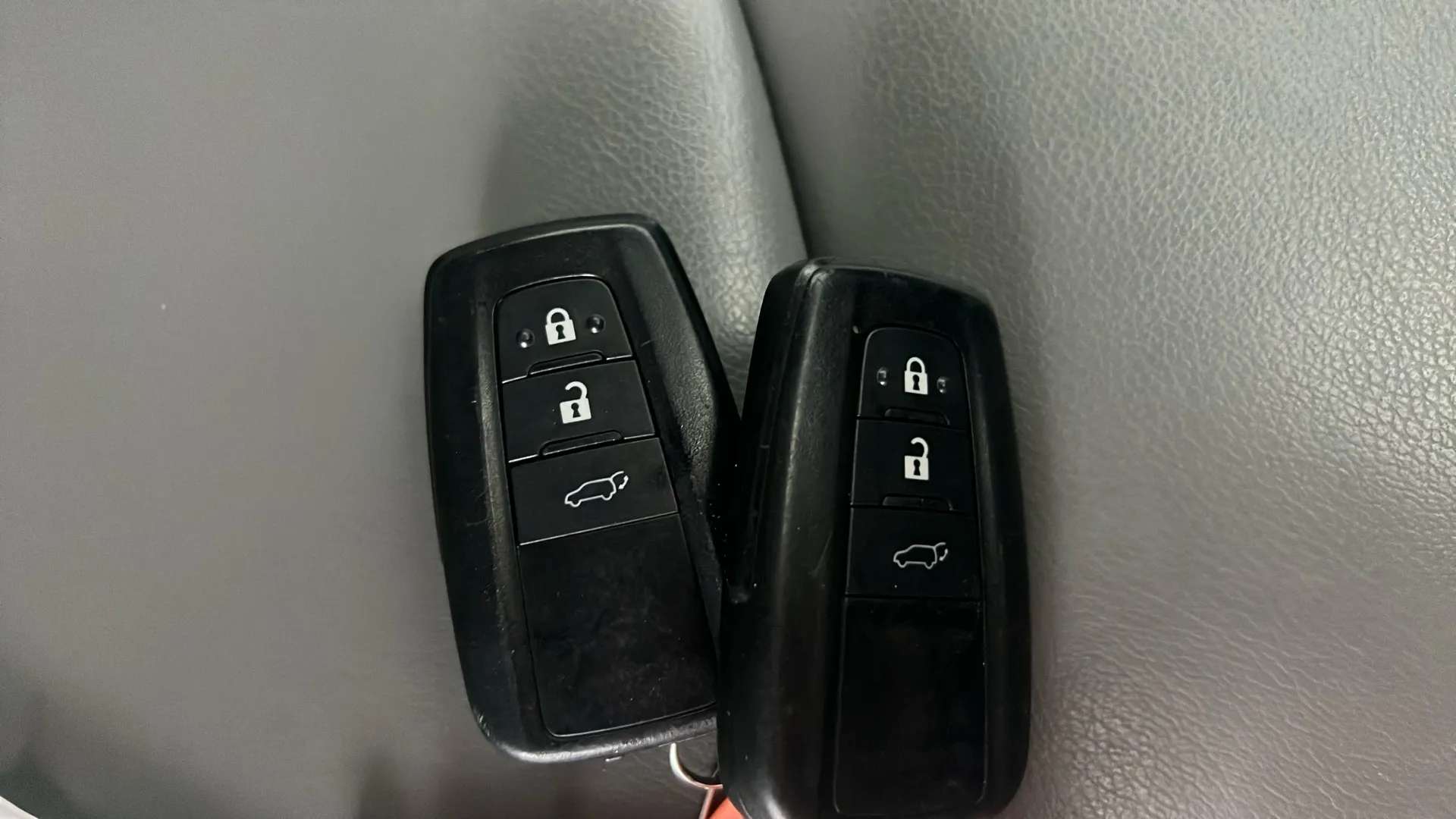 2020 TOYOTA RAV4 2020 TOYOTA RAV4