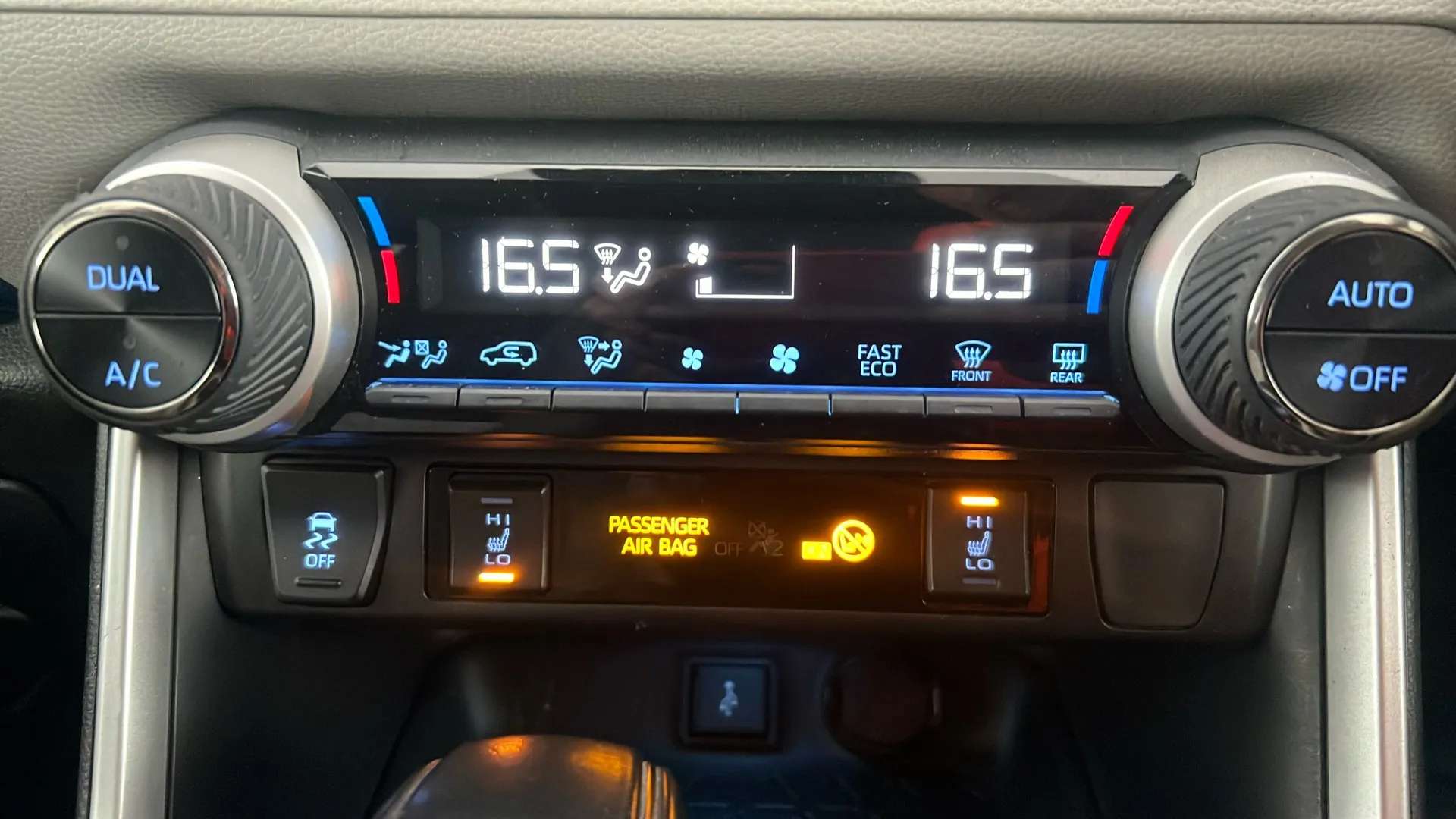 2020 TOYOTA RAV4 2020 TOYOTA RAV4