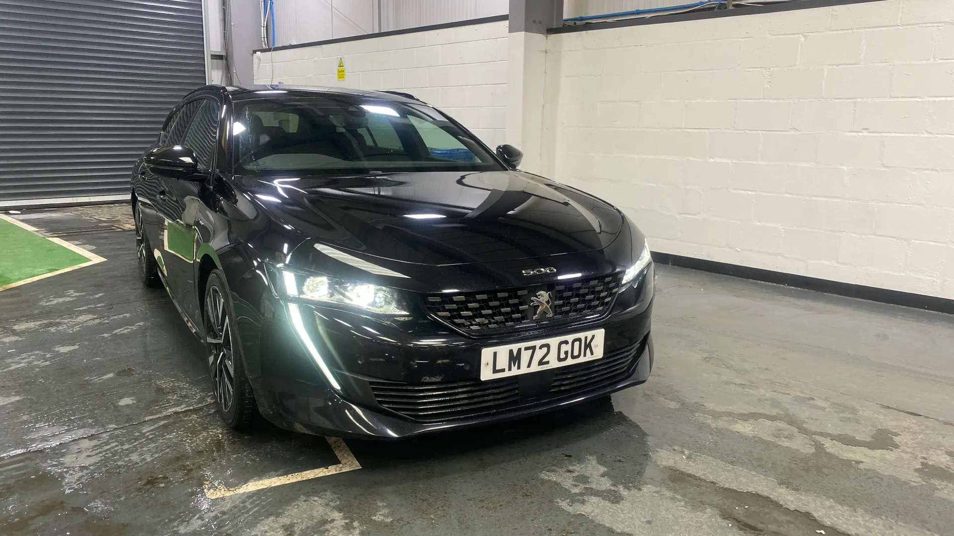 A 2022 PEUGEOT 508 1.6 Hybrid GT e-EAT8 A 2022 PEUGEOT 508 1.6 Hybrid GT e-EAT8