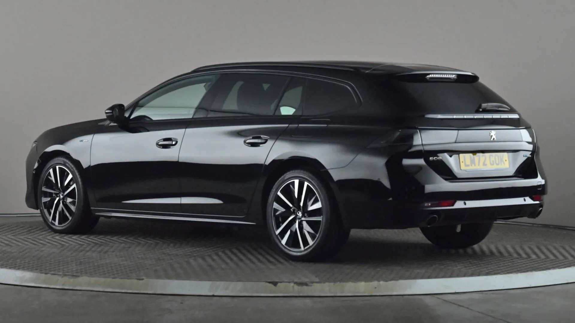 A 2022 PEUGEOT 508 1.6 Hybrid GT e-EAT8 A 2022 PEUGEOT 508 1.6 Hybrid GT e-EAT8