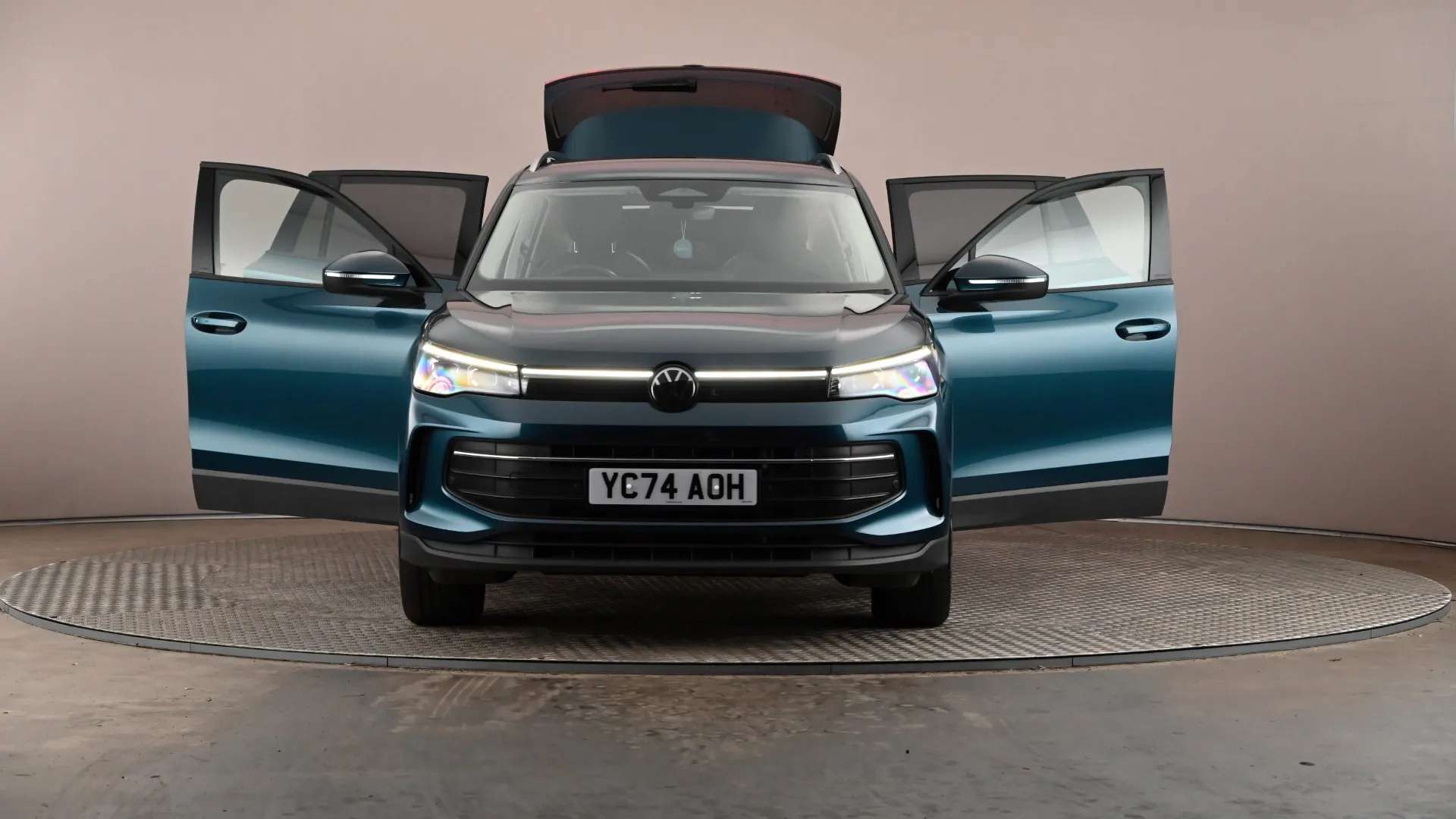 2024 VOLKSWAGEN TIGUAN 2024 VOLKSWAGEN TIGUAN