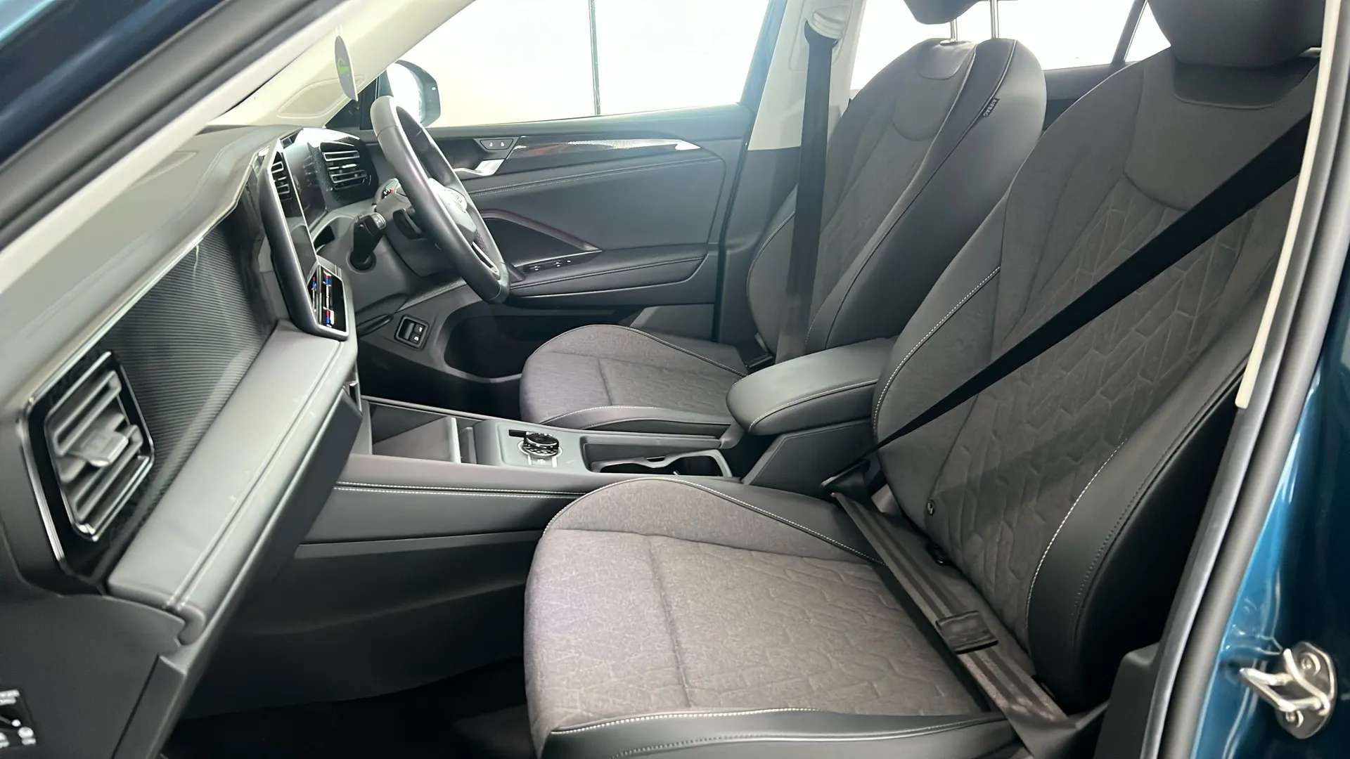 2024 VOLKSWAGEN TIGUAN 2024 VOLKSWAGEN TIGUAN