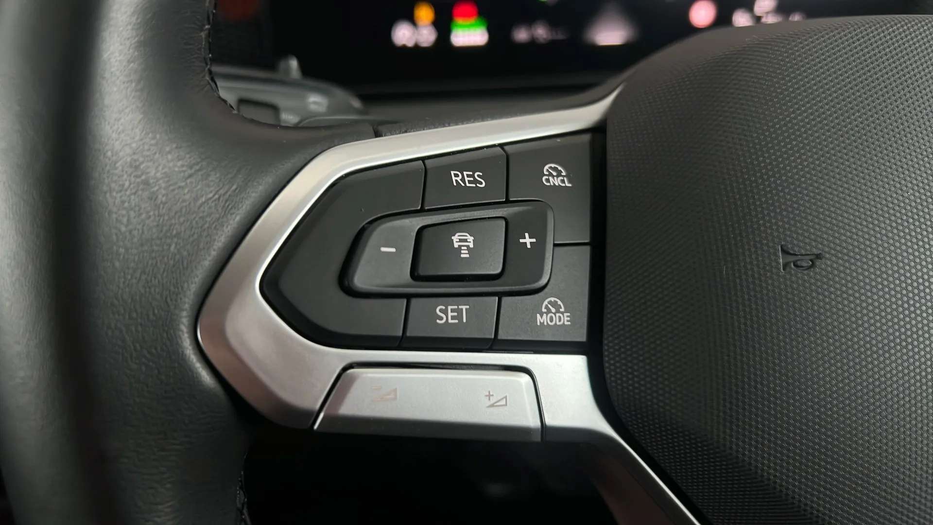 2024 VOLKSWAGEN TIGUAN 2024 VOLKSWAGEN TIGUAN