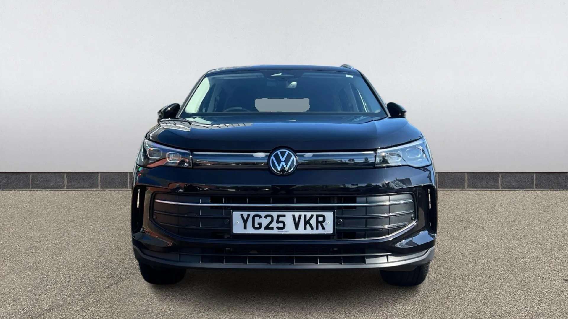 A 2025 VOLKSWAGEN TIGUAN 1.5 TSI eHybrid Match DSG A 2025 VOLKSWAGEN TIGUAN 1.5 TSI eHybrid Match DSG