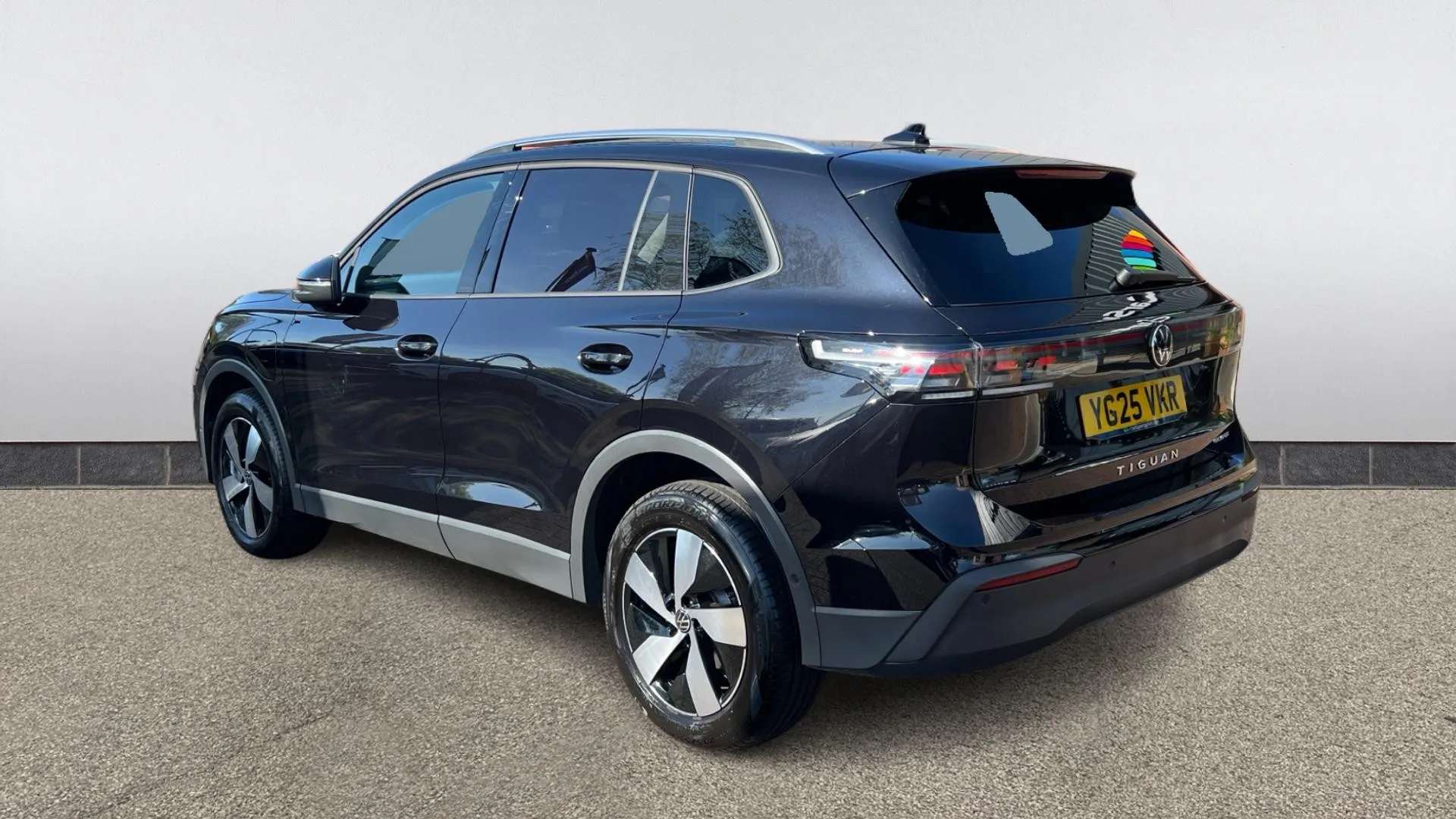 A 2025 VOLKSWAGEN TIGUAN 1.5 TSI eHybrid Match DSG A 2025 VOLKSWAGEN TIGUAN 1.5 TSI eHybrid Match DSG