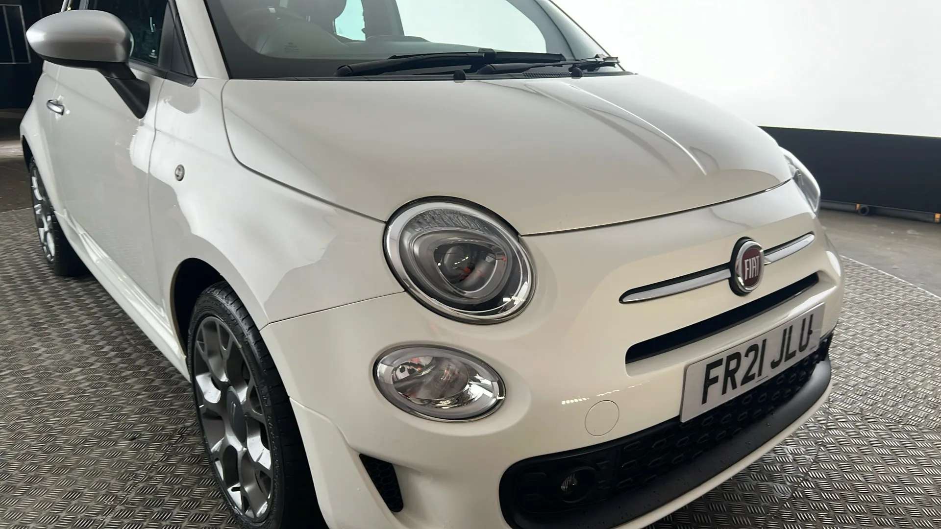 2021 FIAT 500 2021 FIAT 500