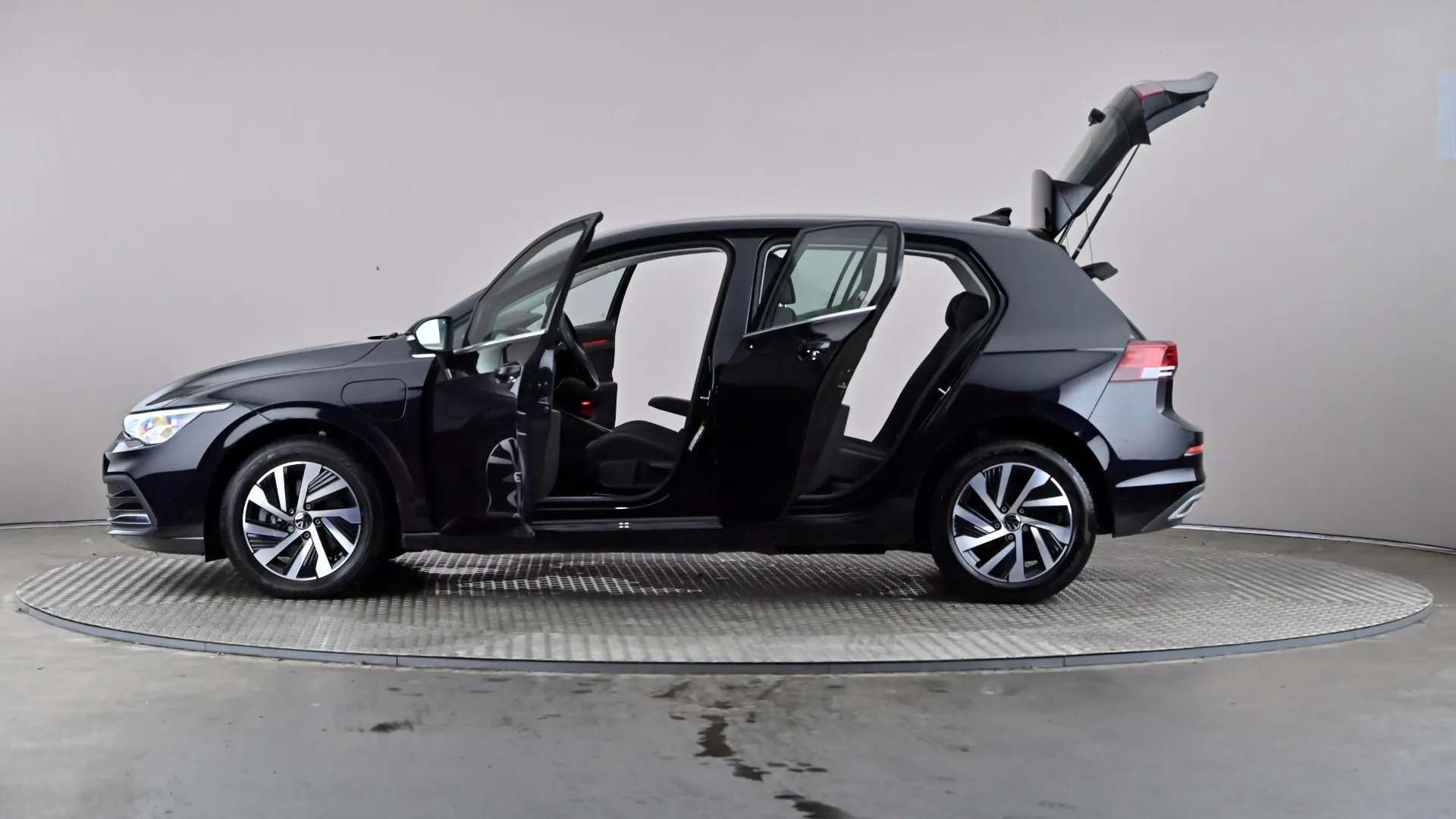 2022 VOLKSWAGEN GOLF 2022 VOLKSWAGEN GOLF